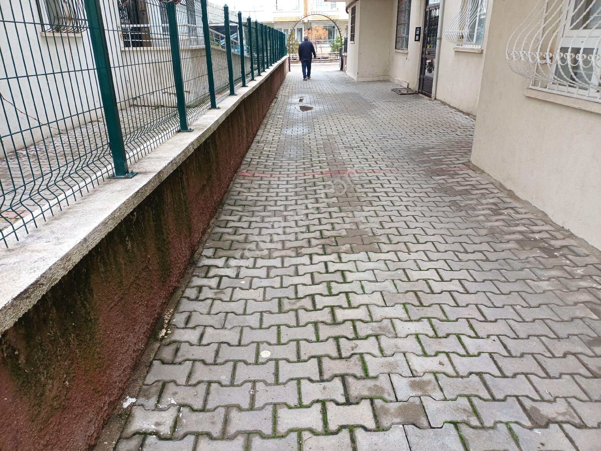 Kalekışladan Cadde Yakını Asansörlü Yalıtımlı Satılık 3+1 Daire - Görsel 28