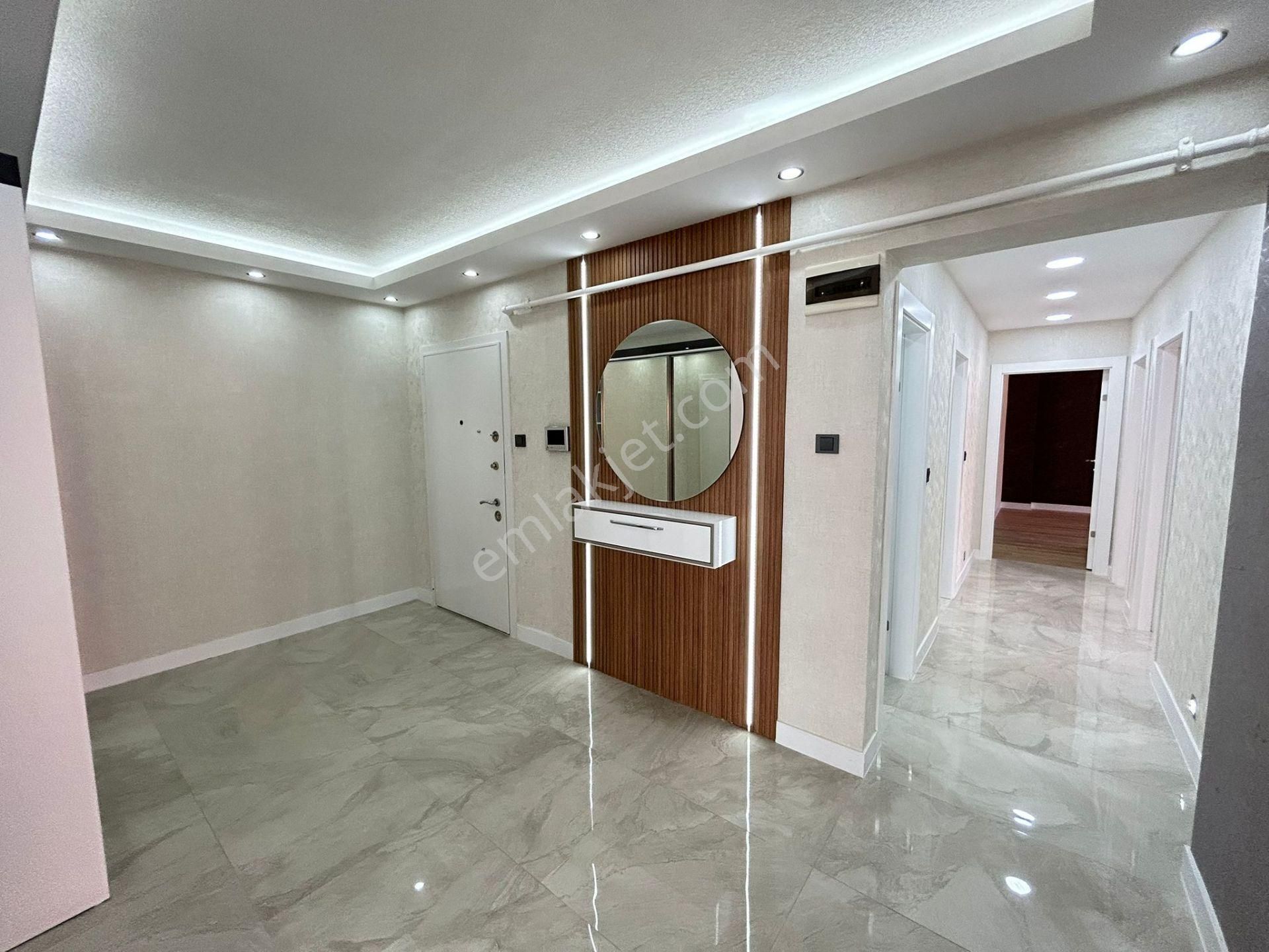 Taner'den Dikmen Caddesinde 4+1 Çift Banyolu Asansörlü Ön Lüks - Görsel 11