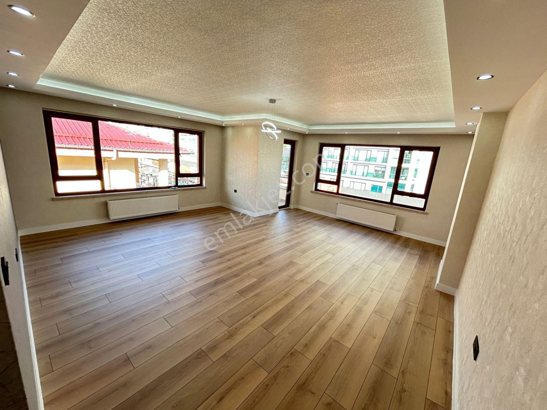 Taner'den Dikmen Caddesinde 4+1 Çift Banyolu Asansörlü Ön Lüks - Görsel 18