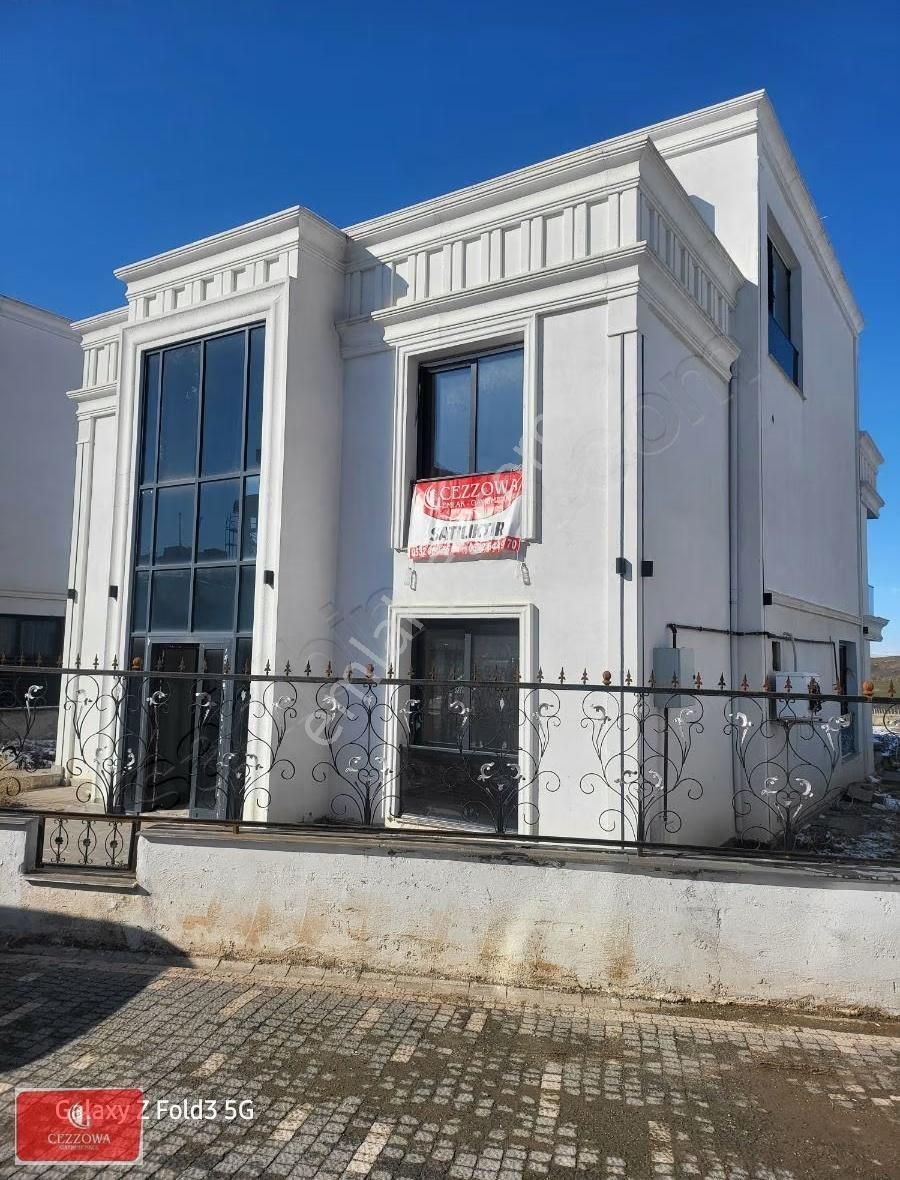 Silvan Yolu The Modus 7.5+1 Triplex Villa Özelhavuzlu Satılık