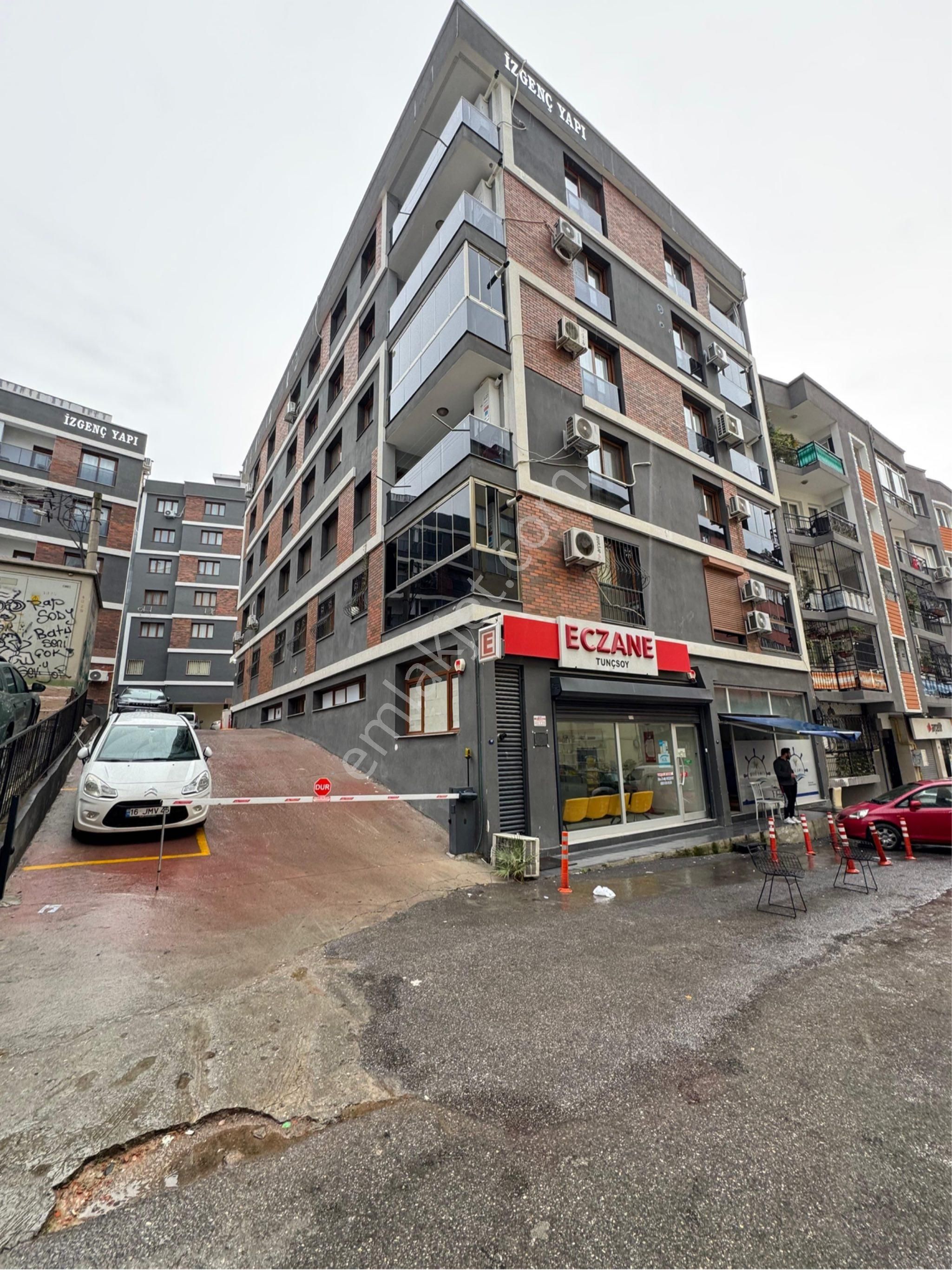 İzmir Konak Atilla Mah 1+1 Kiralık Daire - Görsel 27