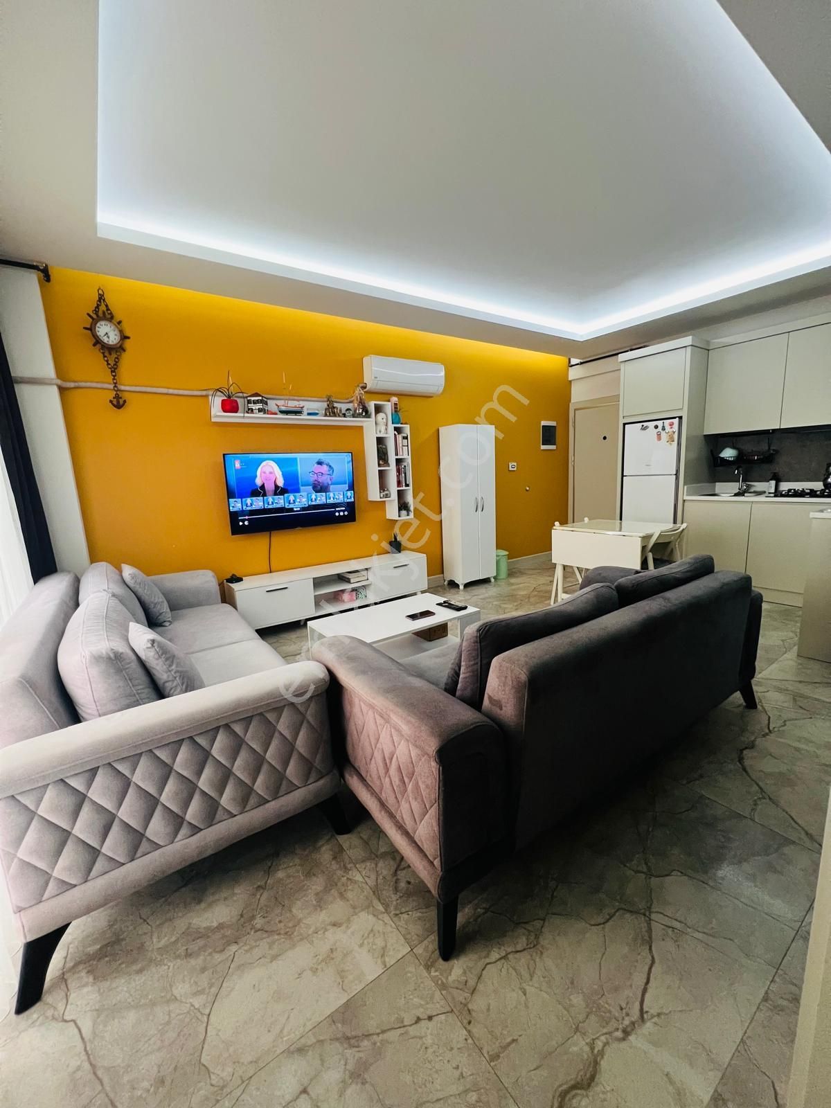 Üniversite Mevki Yatırımlık Balkonlu 2+1 Geniş Arakat Satılık Apart - Görsel 3