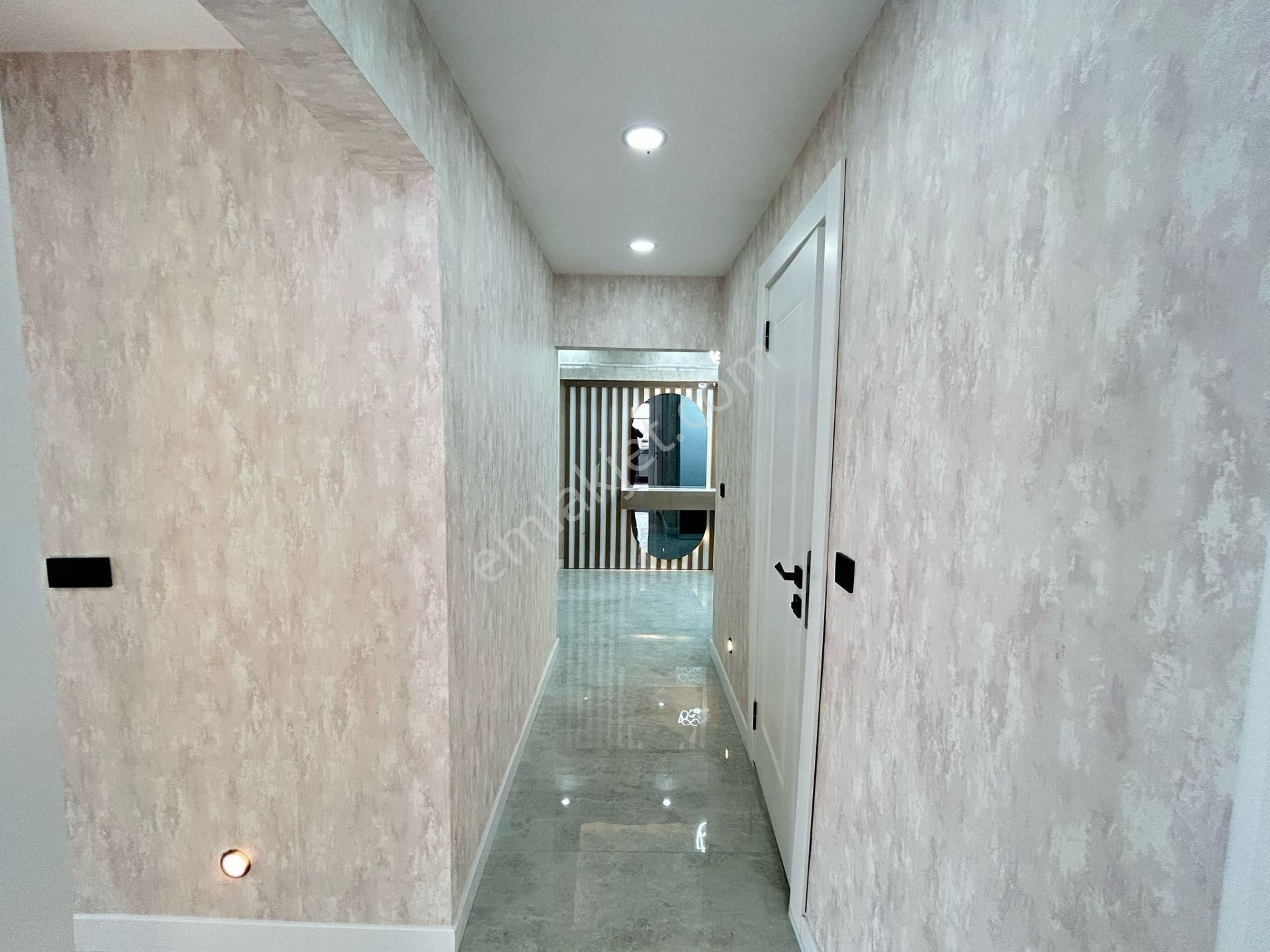 Taner'den Dikmen Nakış Sokak'ta 3+1 Süper Lüks Üst Kat Ebeveyn Banyolu - Görsel 14