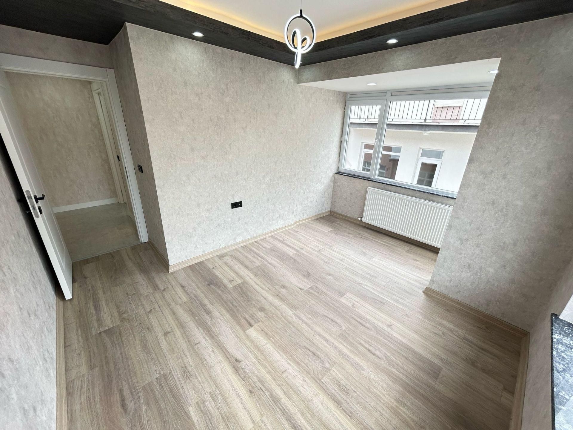 Taner'den Dikmen Nakış Sokak'ta 3+1 Süper Lüks Üst Kat Ebeveyn Banyolu - Görsel 9