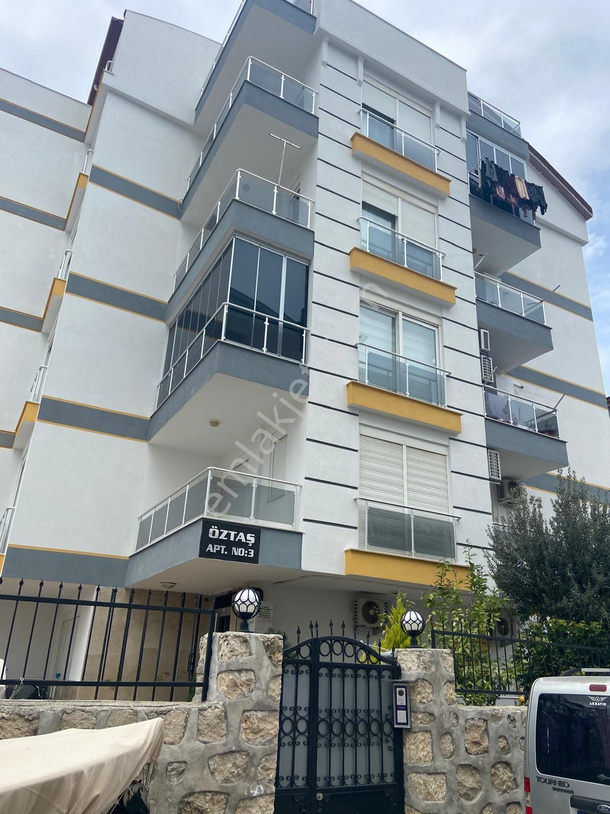 Hurma'da Çift Balkonlu Geniş 1+1 Daire - Görsel 23