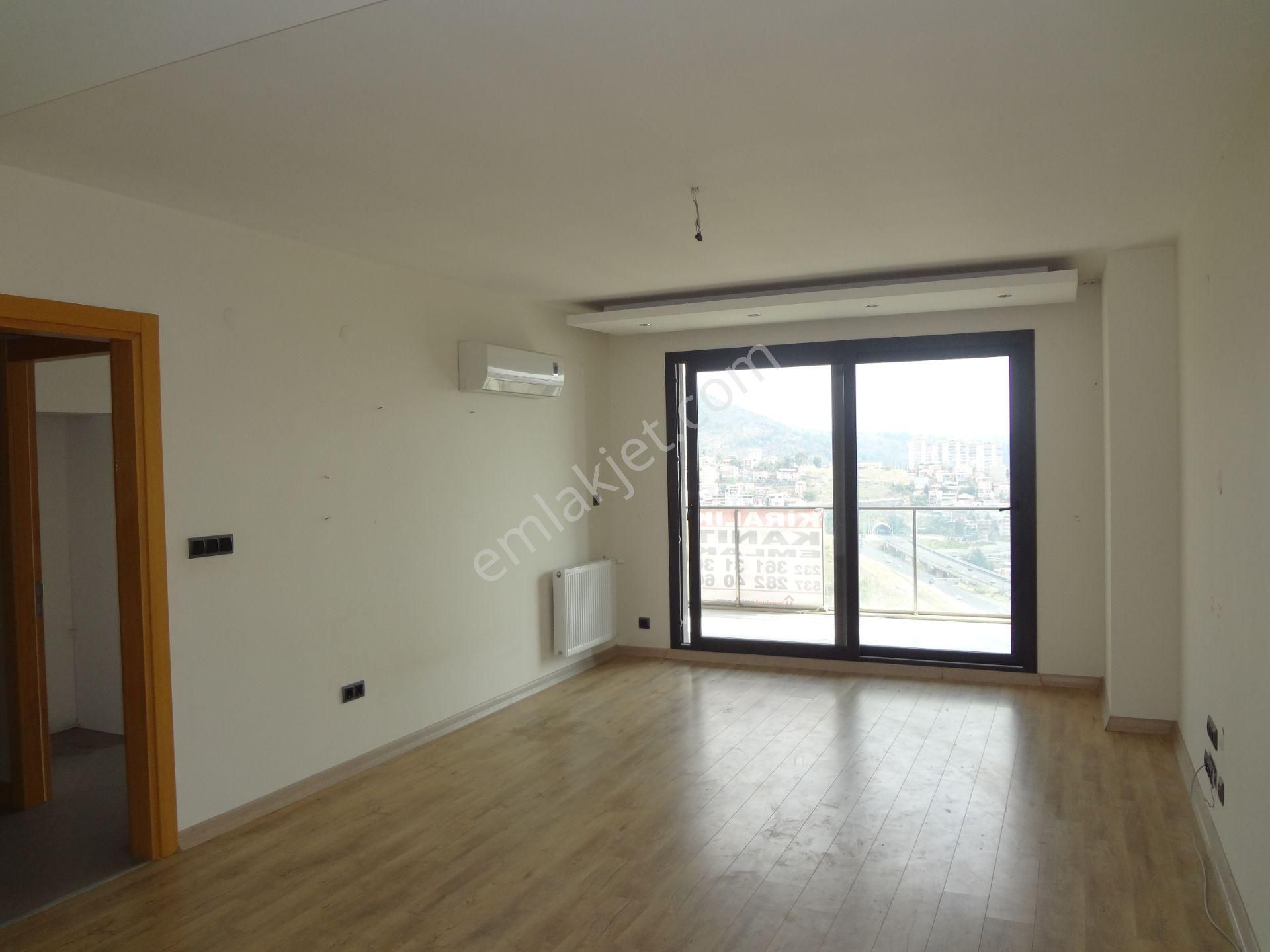 Bayraklı Körfez Mah. Velana Evlerde Kiralık 2+1 Daire Kanıt Emla - Görsel 14