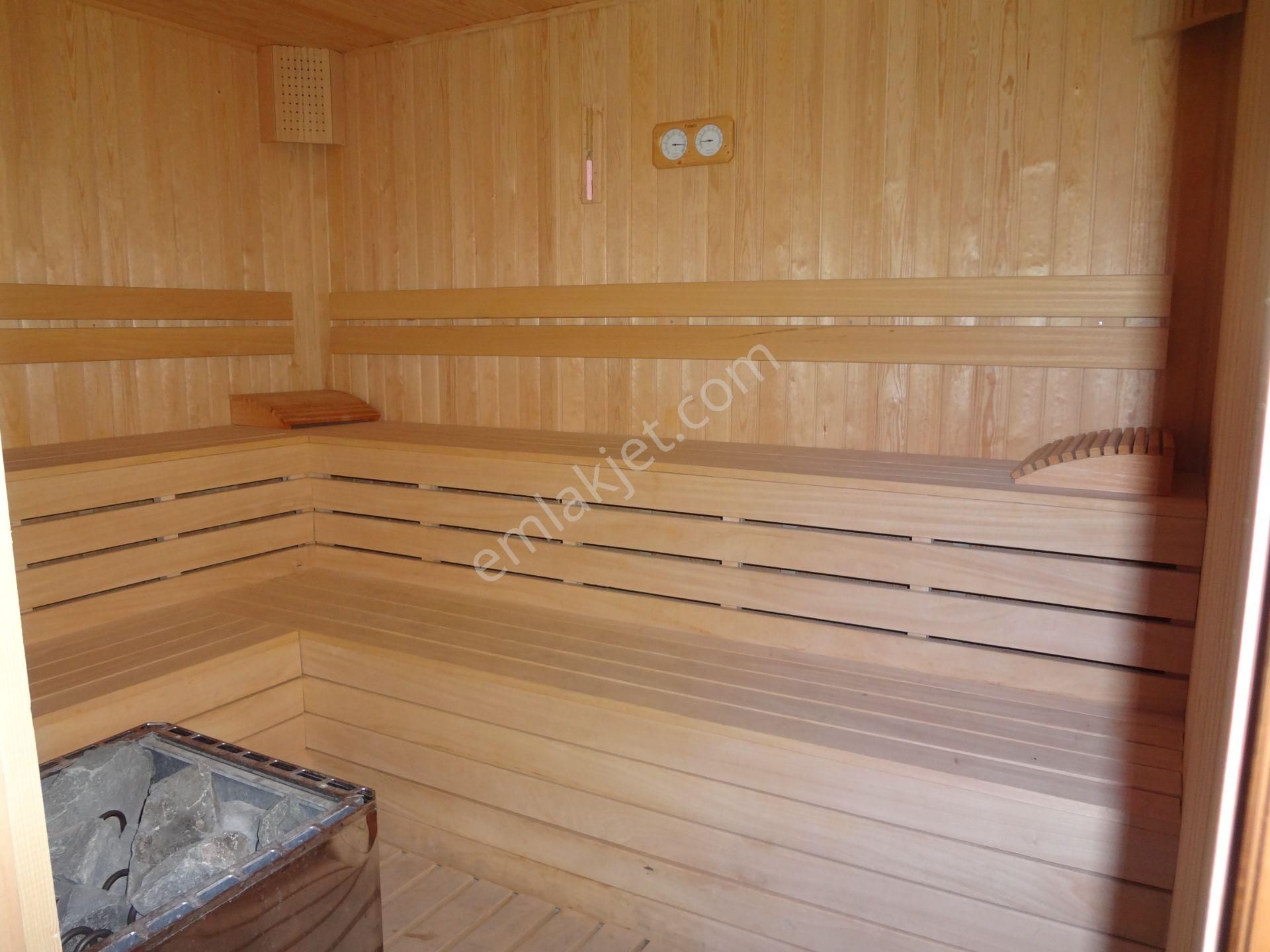 Bayraklı Körfez Mah. Velana Evlerde Kiralık 2+1 Daire Kanıt Emla - Görsel 7