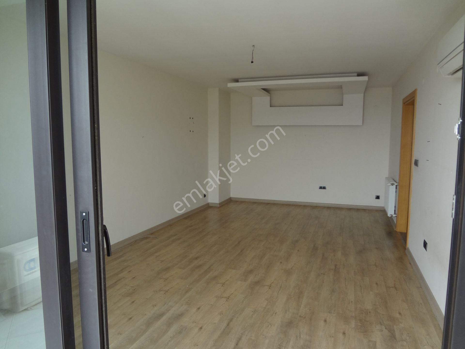Bayraklı Körfez Mah. Velana Evlerde Kiralık 2+1 Daire Kanıt Emla - Görsel 16