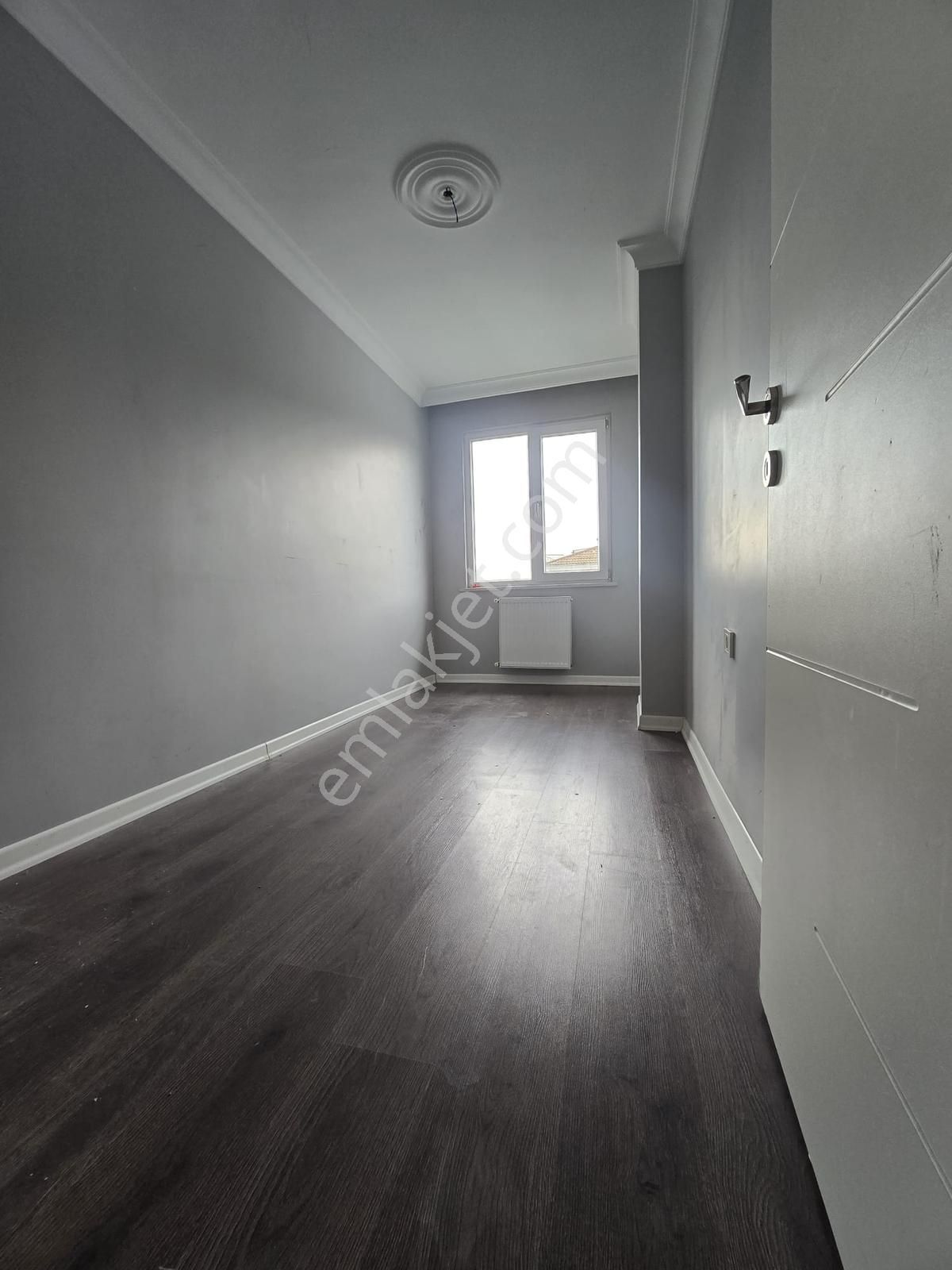 Beylikdüzü Yakuplu'da Aileye Uygun 2+1 Arakat Kiralık Daire !! - Görsel 21