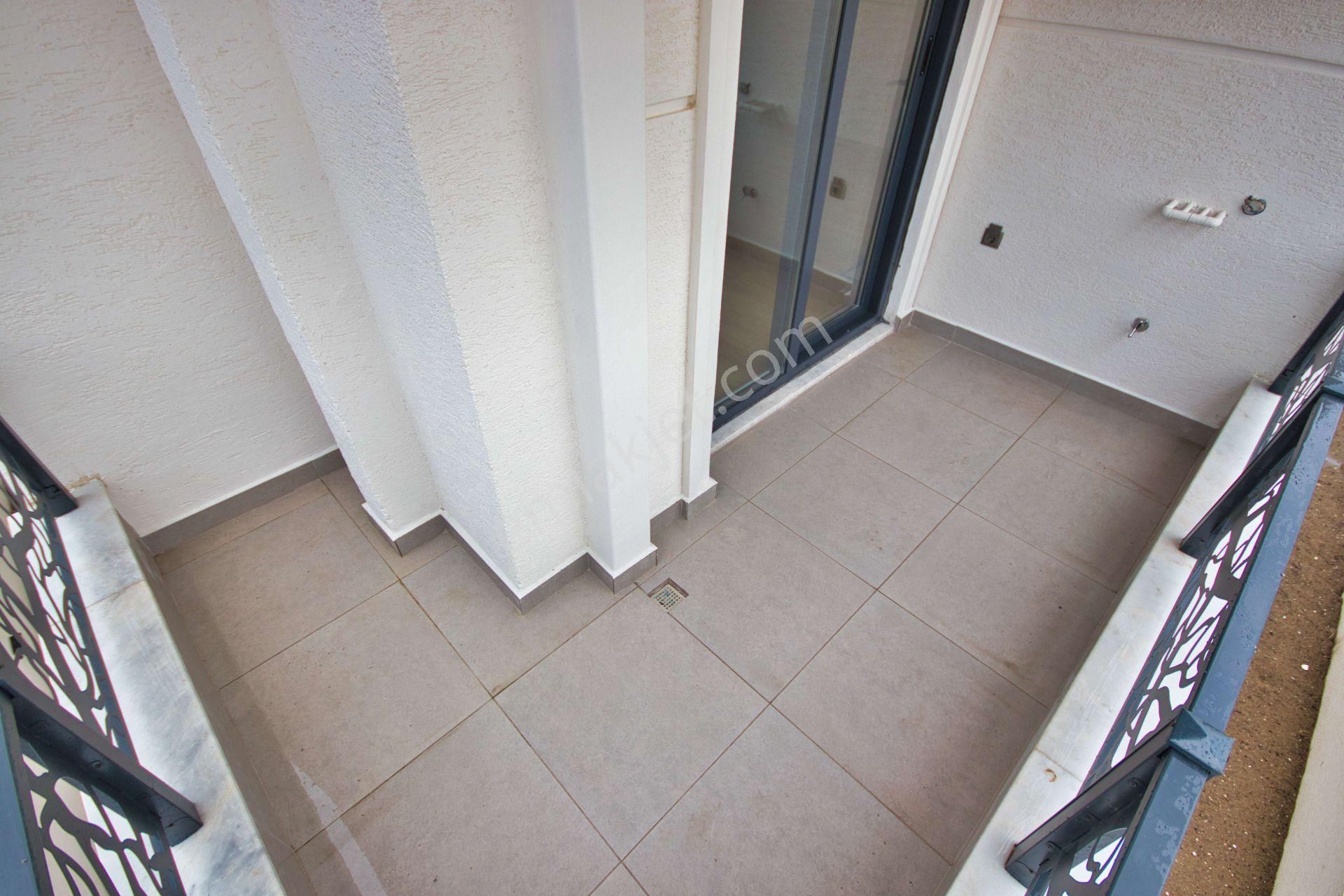 🔴🔴aktif'ten Akçay'da Satılık En Nezih Muhitte Arakat Harika Tasarımlı 2+1 Daire - Görsel 25