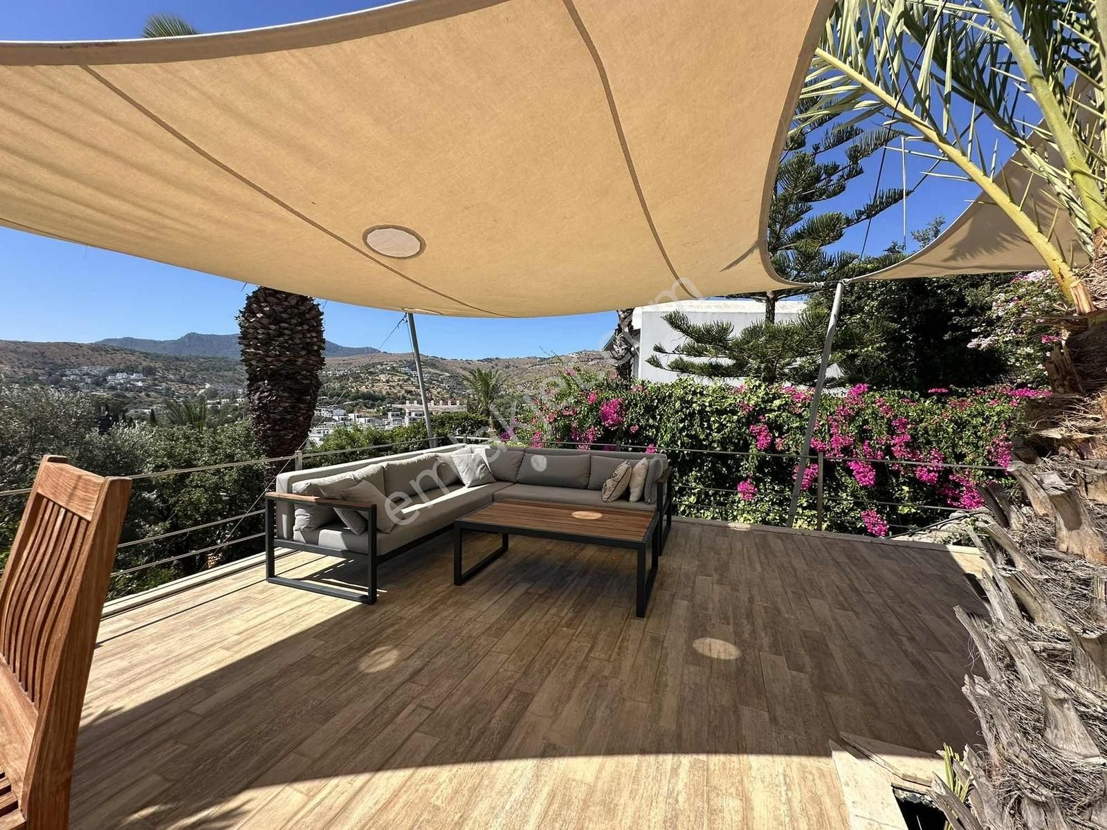 Türkbükü'nde Satılık Deniz Manzaralı Özel Havuzlu Villa - Görsel 19