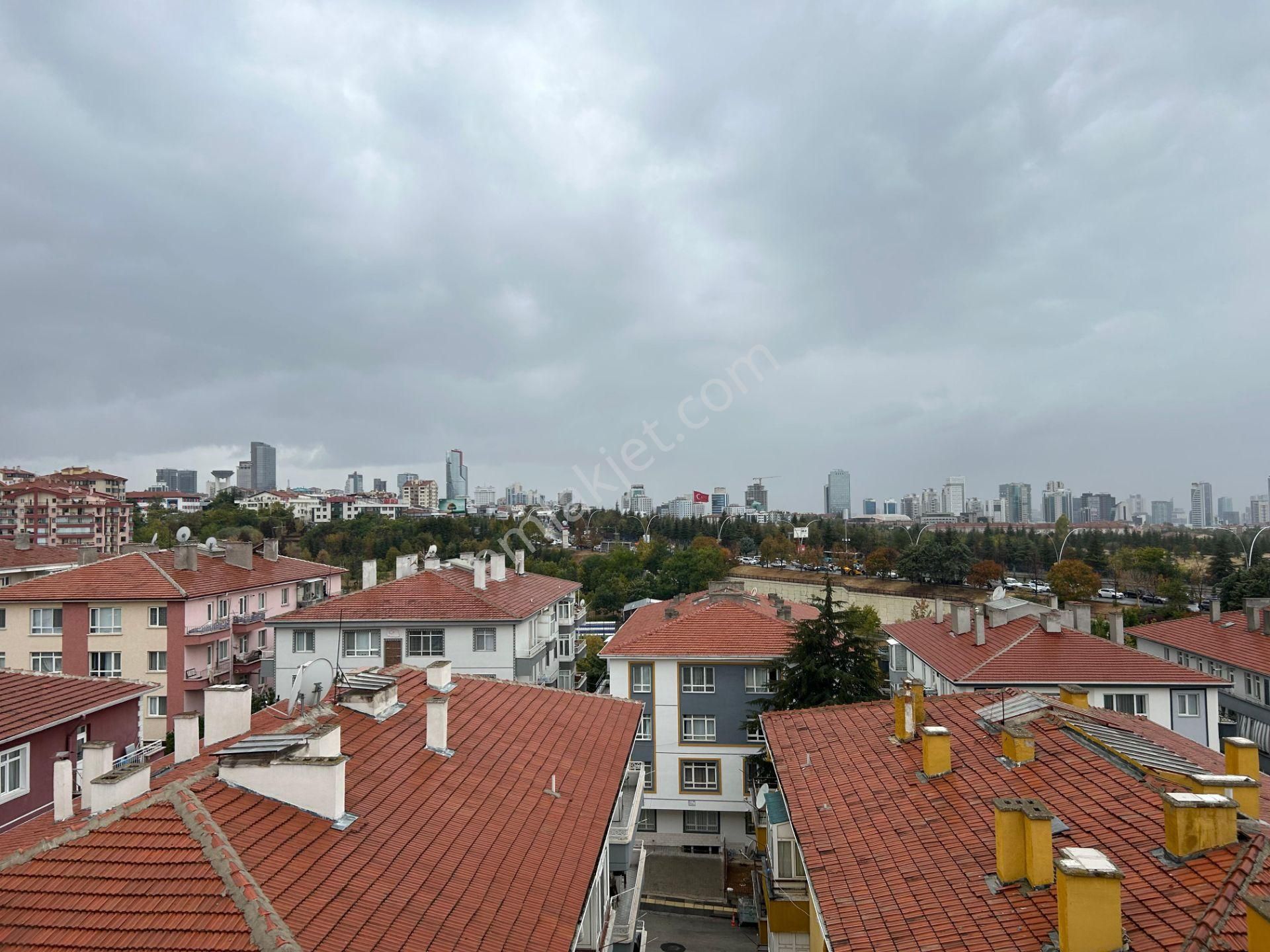 Taner'den Sokullu Cadde Üzeri Ç.emeç Yanı 3+1 Manzaralı Süper Lüks - Görsel 12