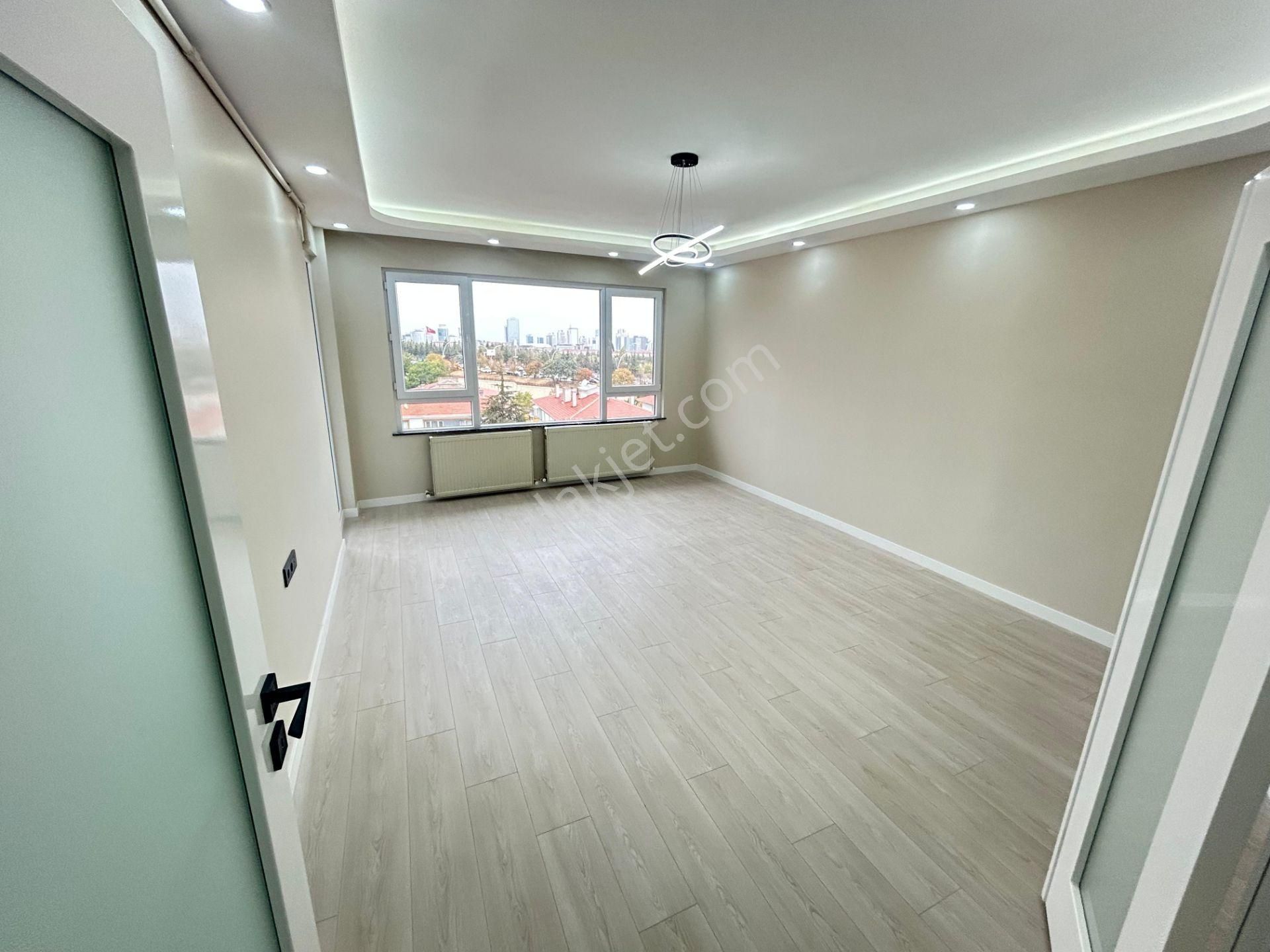 Taner'den Sokullu Cadde Üzeri Ç.emeç Yanı 3+1 Manzaralı Süper Lüks - Görsel 20