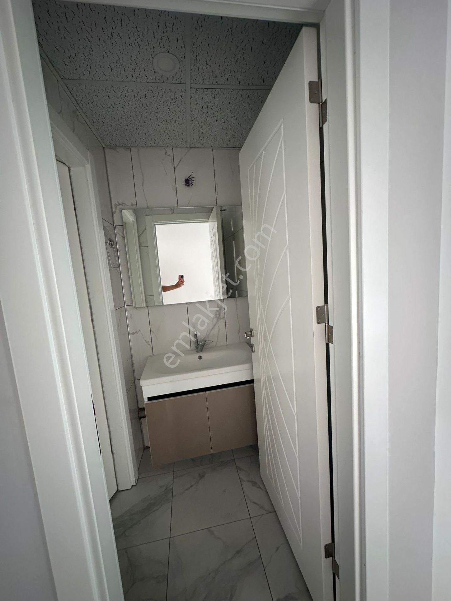 Meram Melikşah Mahallesinde 3+1 Arakat Lüx Kiralık Daire - Görsel 15