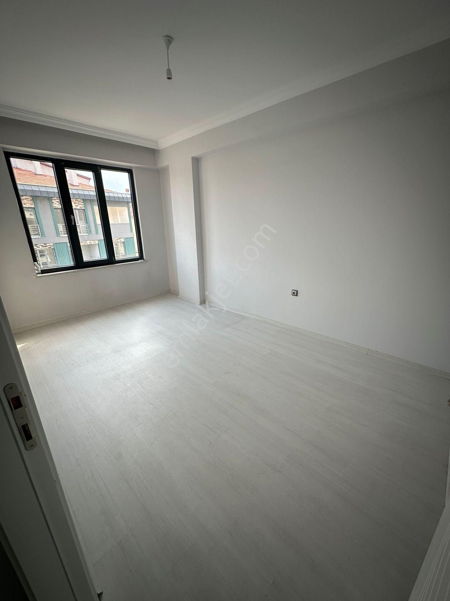 Meram Melikşah Mahallesinde 3+1 Arakat Lüx Kiralık Daire - Görsel 12