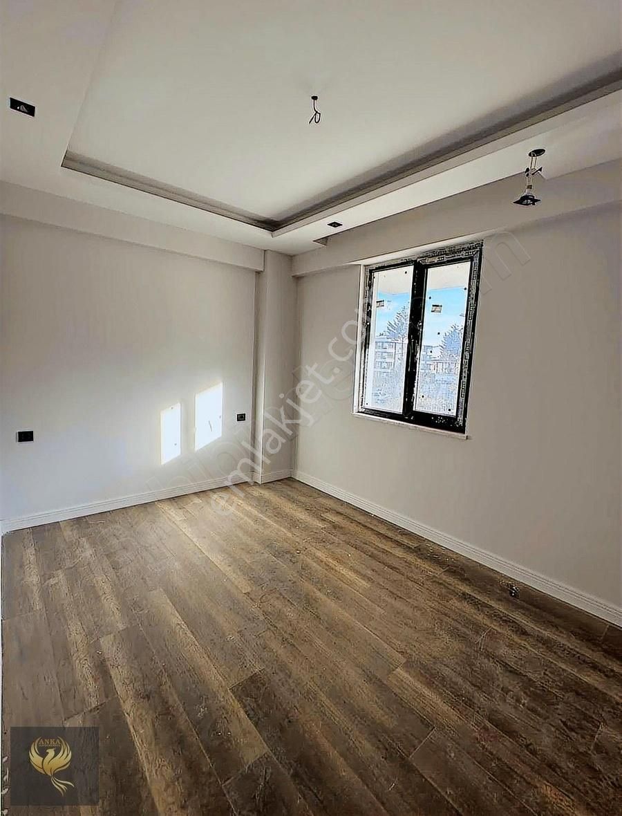 Atakumda Tramvaya Cok Yakın Geniş 2+0 Daire - Görsel 2