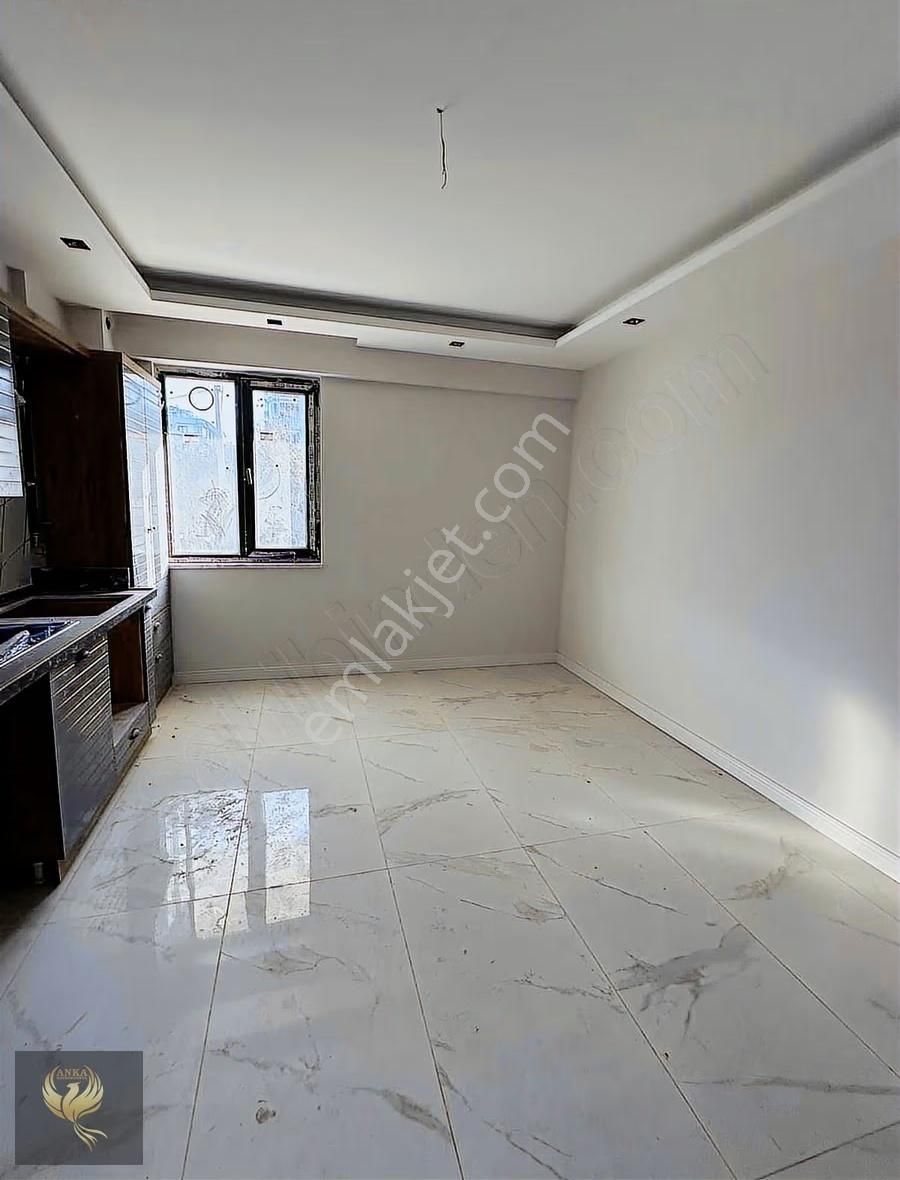 Atakumda Tramvaya Cok Yakın Geniş 2+0 Daire - Görsel 6