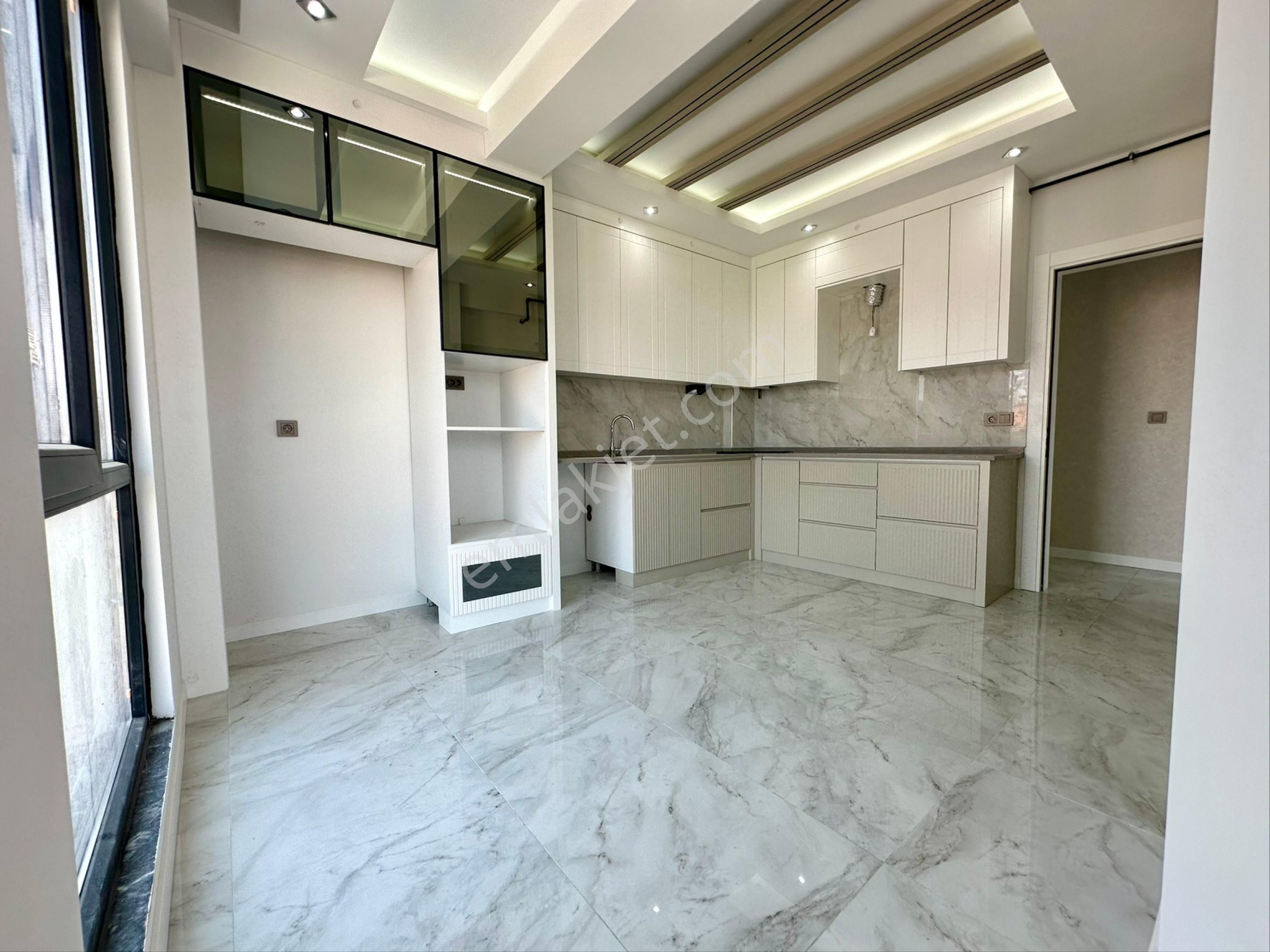 Karamanda Sıfır 175 M2 3+1 Asansörlü Lüks Satılık Daire - Görsel 5