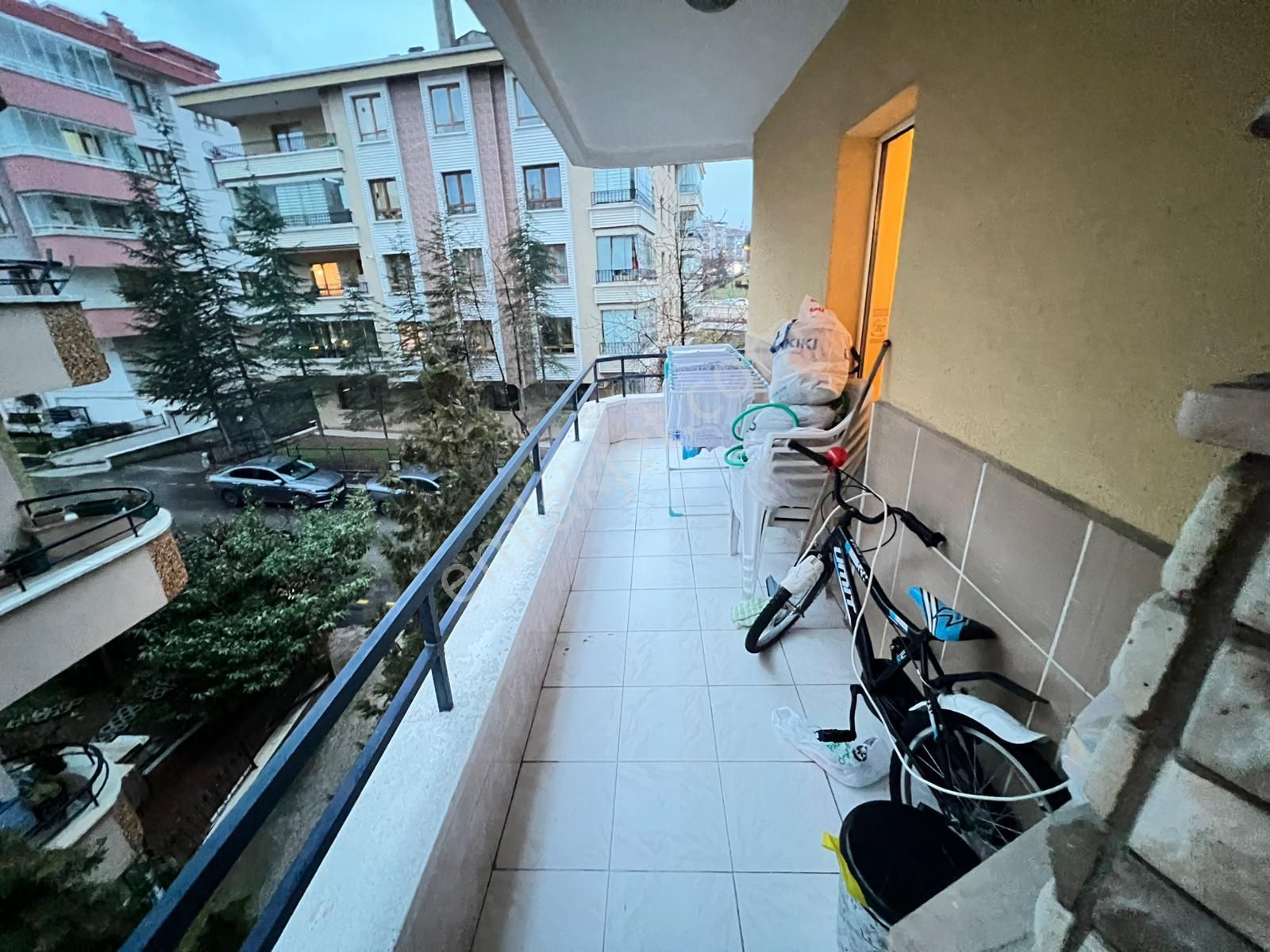 Atanora Vadiden Kabil Caddesi Yakını Ara Kat Ön Cephe 3 Cepheli 2 Banyolu 3+1 - Görsel 4