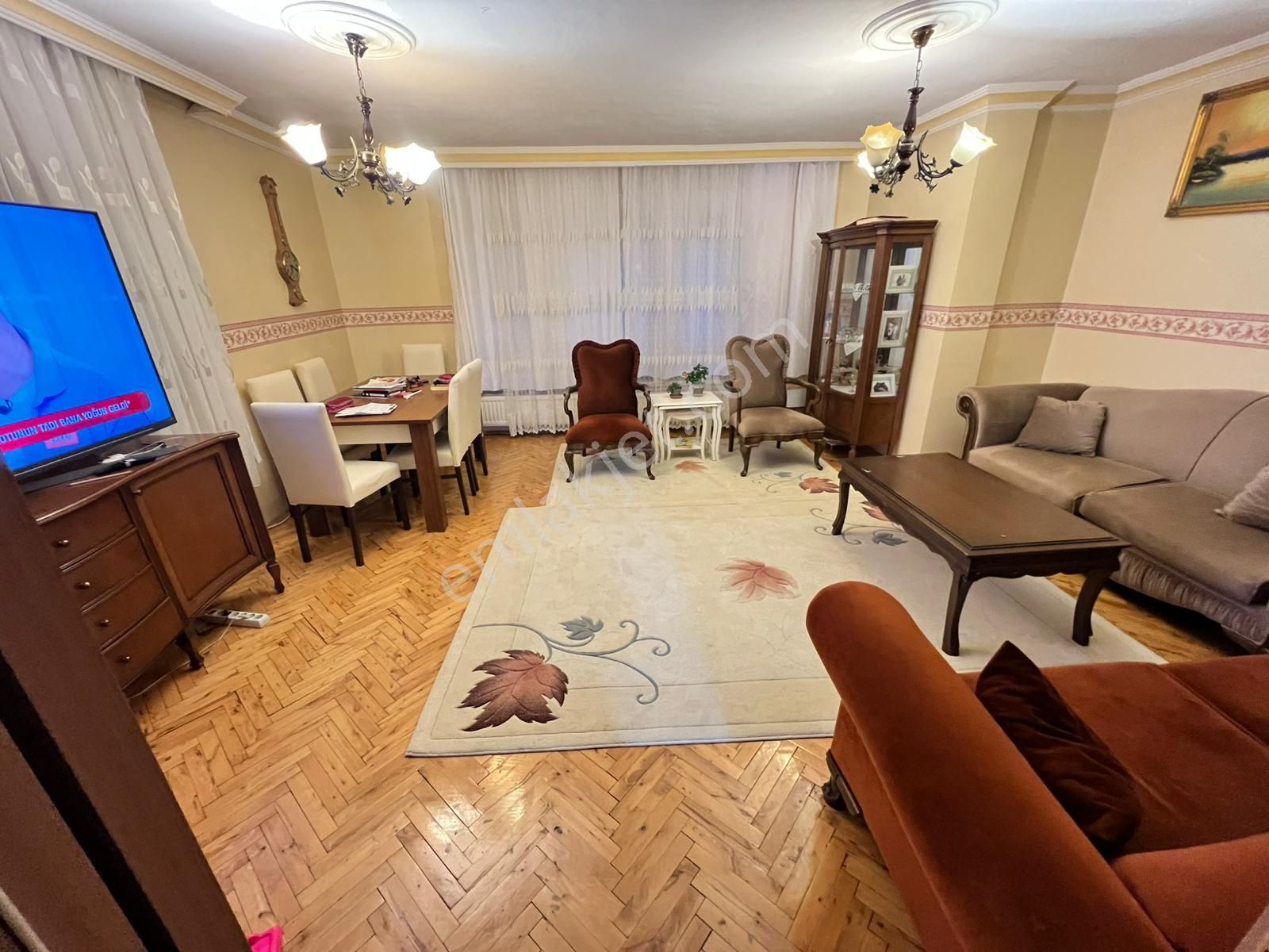 Atanora Vadiden Kabil Caddesi Yakını Ara Kat Ön Cephe 3 Cepheli 2 Banyolu 3+1 - Görsel 30