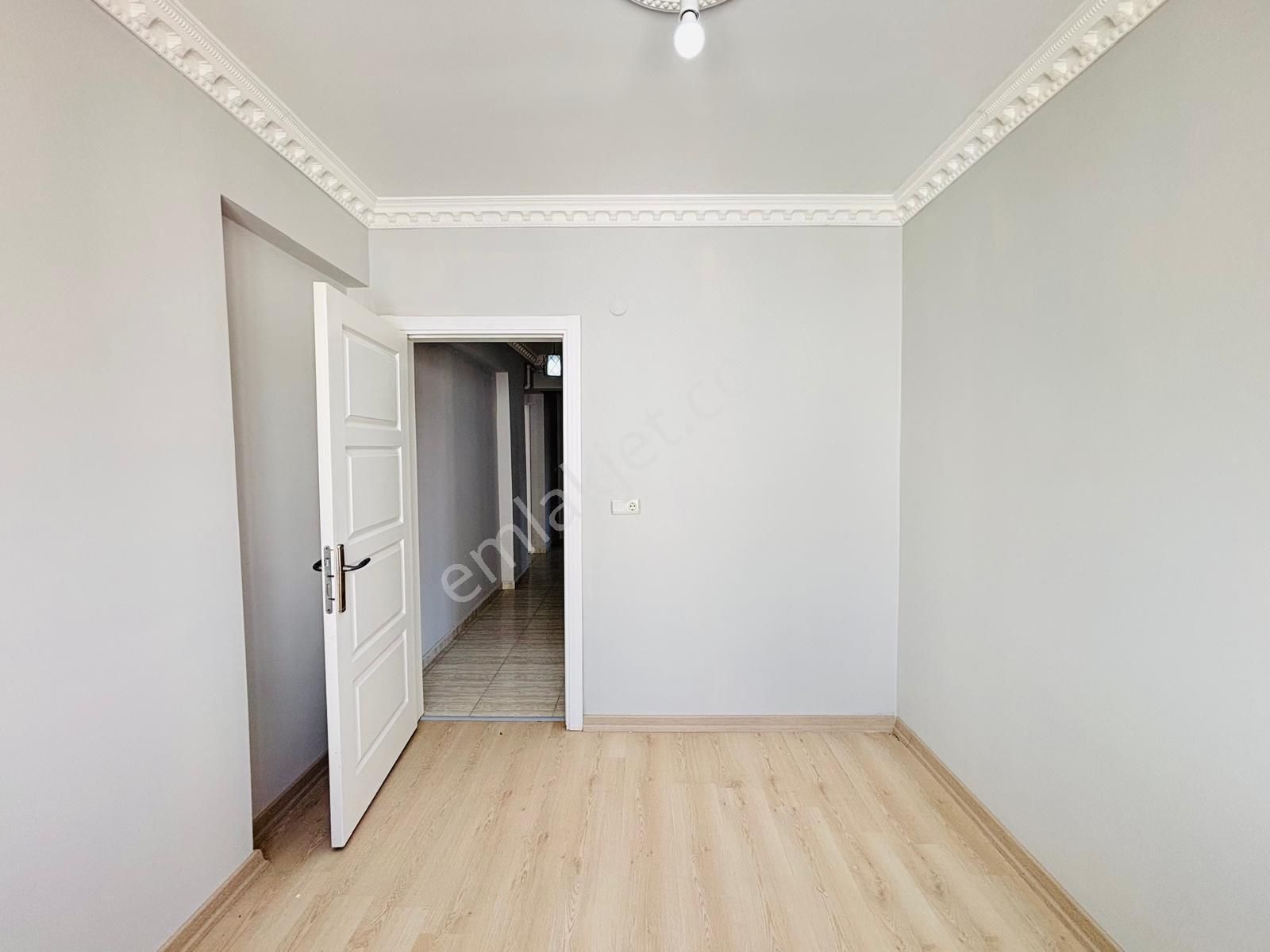 Güven'den Çerkezköyde İskanlı Ara Kat Okullara Yakın 3+1 Daire - Görsel 15