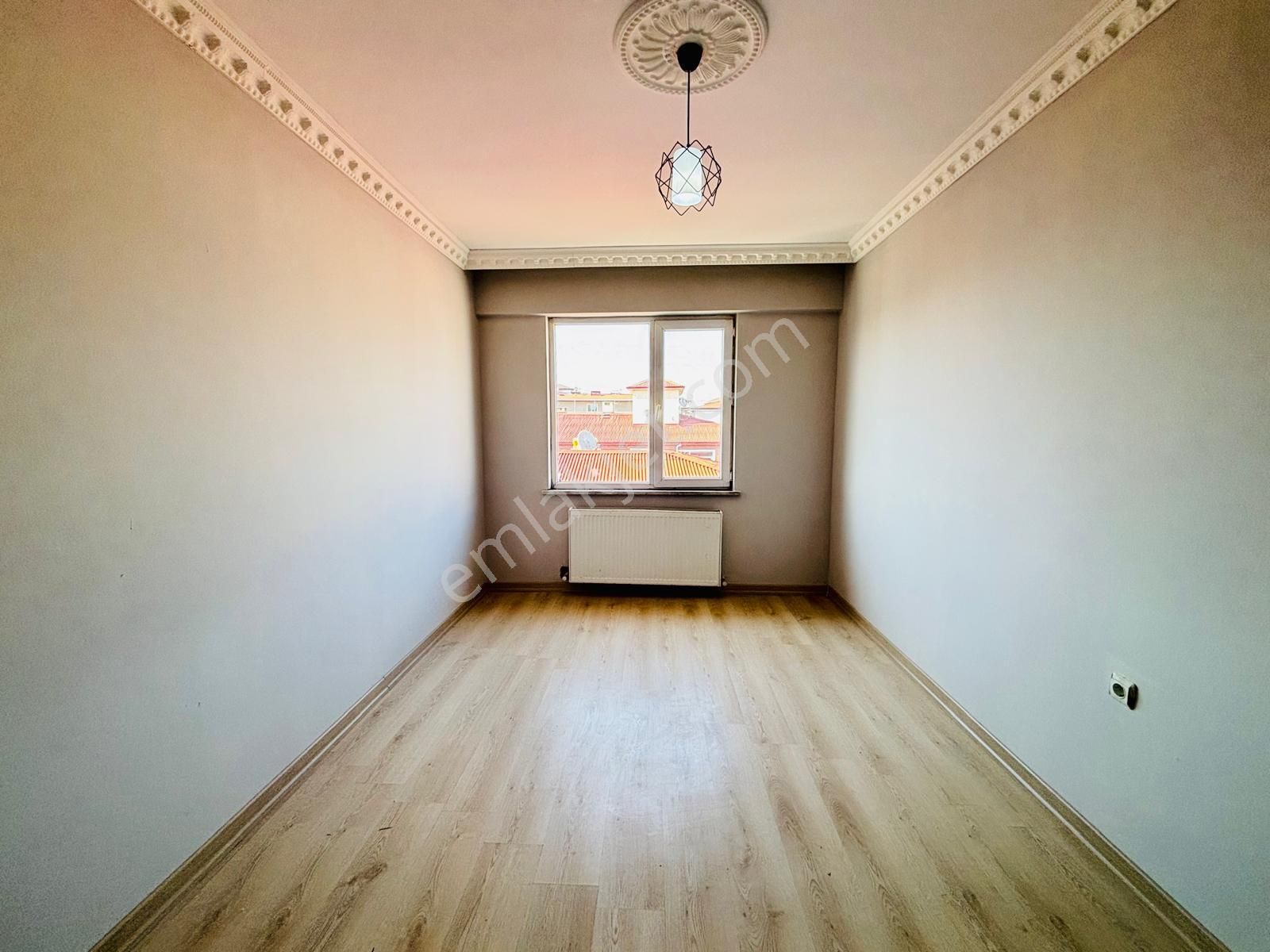 Güven'den Çerkezköyde İskanlı Ara Kat Okullara Yakın 3+1 Daire - Görsel 16