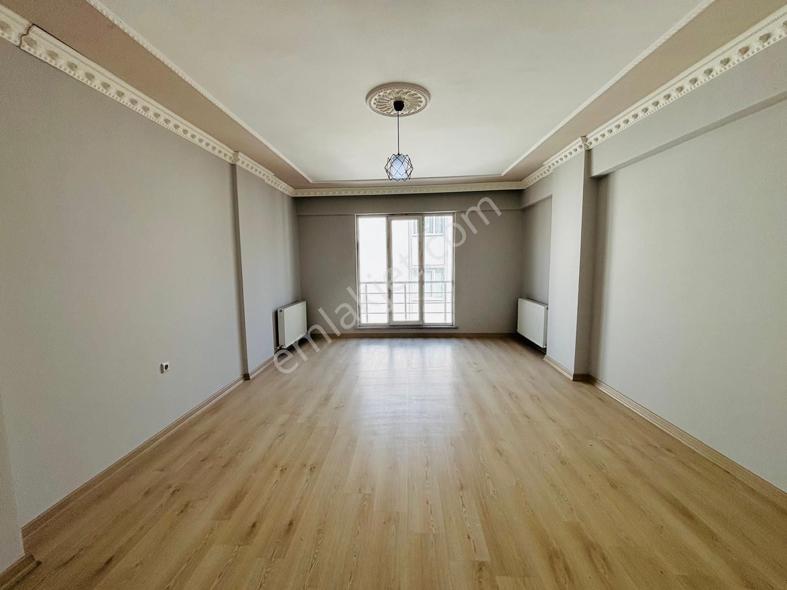 Güven'den Çerkezköyde İskanlı Ara Kat Okullara Yakın 3+1 Daire