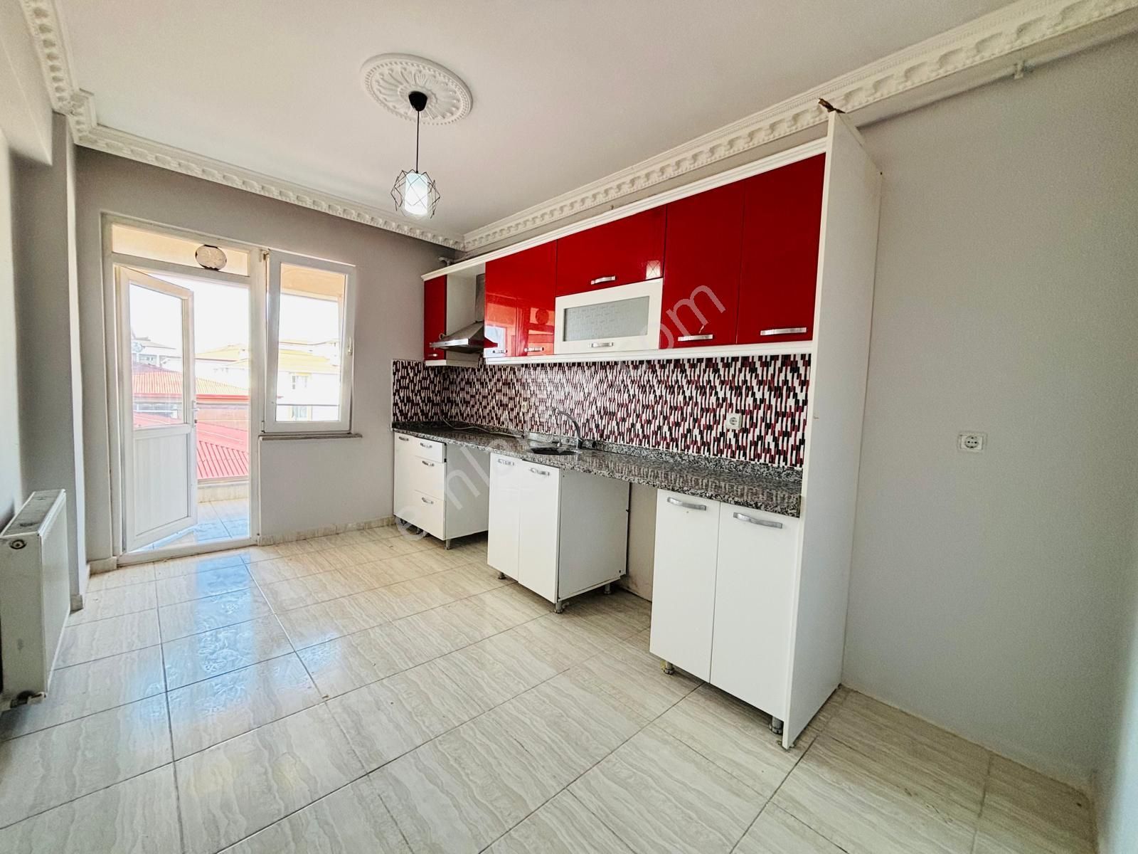 Güven'den Çerkezköyde İskanlı Ara Kat Okullara Yakın 3+1 Daire - Görsel 6