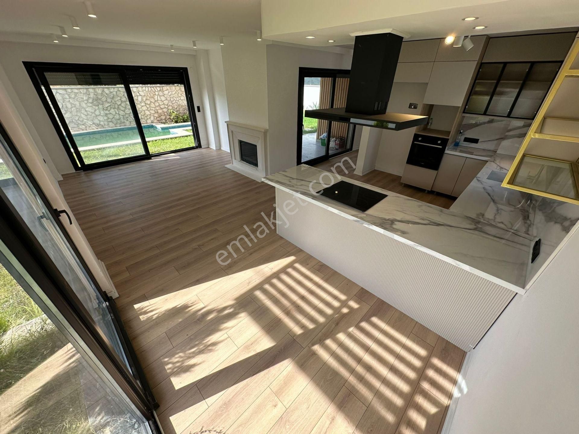 ✨akçay Ay Emlak'tan✨güre'de Muhteşem Şıklıkta Yüzme Havuzlu Saunalı Satılık 5+1 Lüx Tek Müstakil Ev - Görsel 5