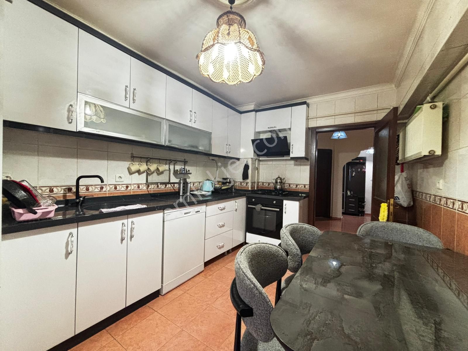 Taner'den Dikmen 931.cadde'de 3+1+2 Banyolu 4 Balkonlu Teraslı Dubleks - Görsel 2