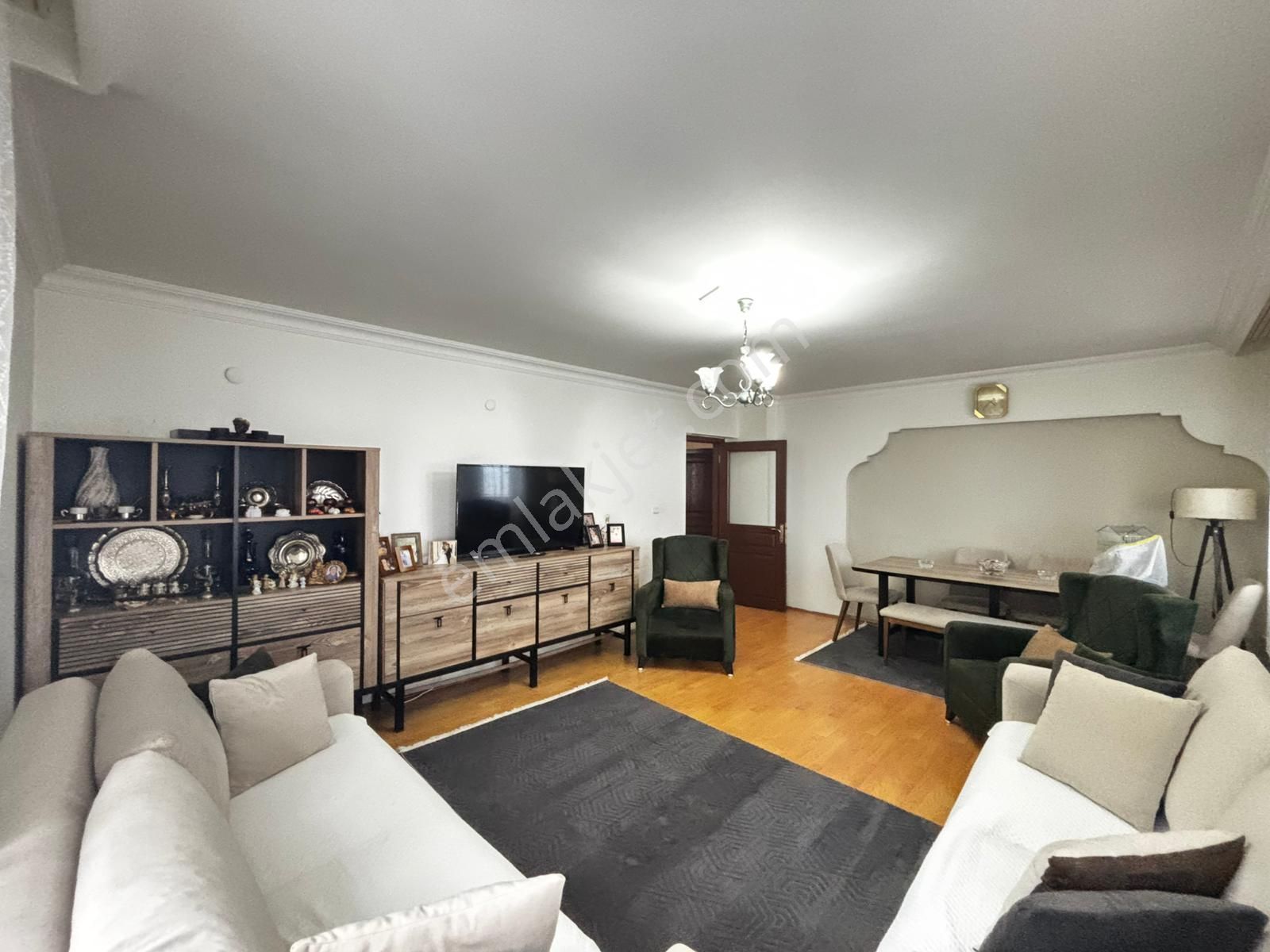 Taner'den Dikmen 931.cadde'de 3+1+2 Banyolu 4 Balkonlu Teraslı Dubleks - Görsel 8