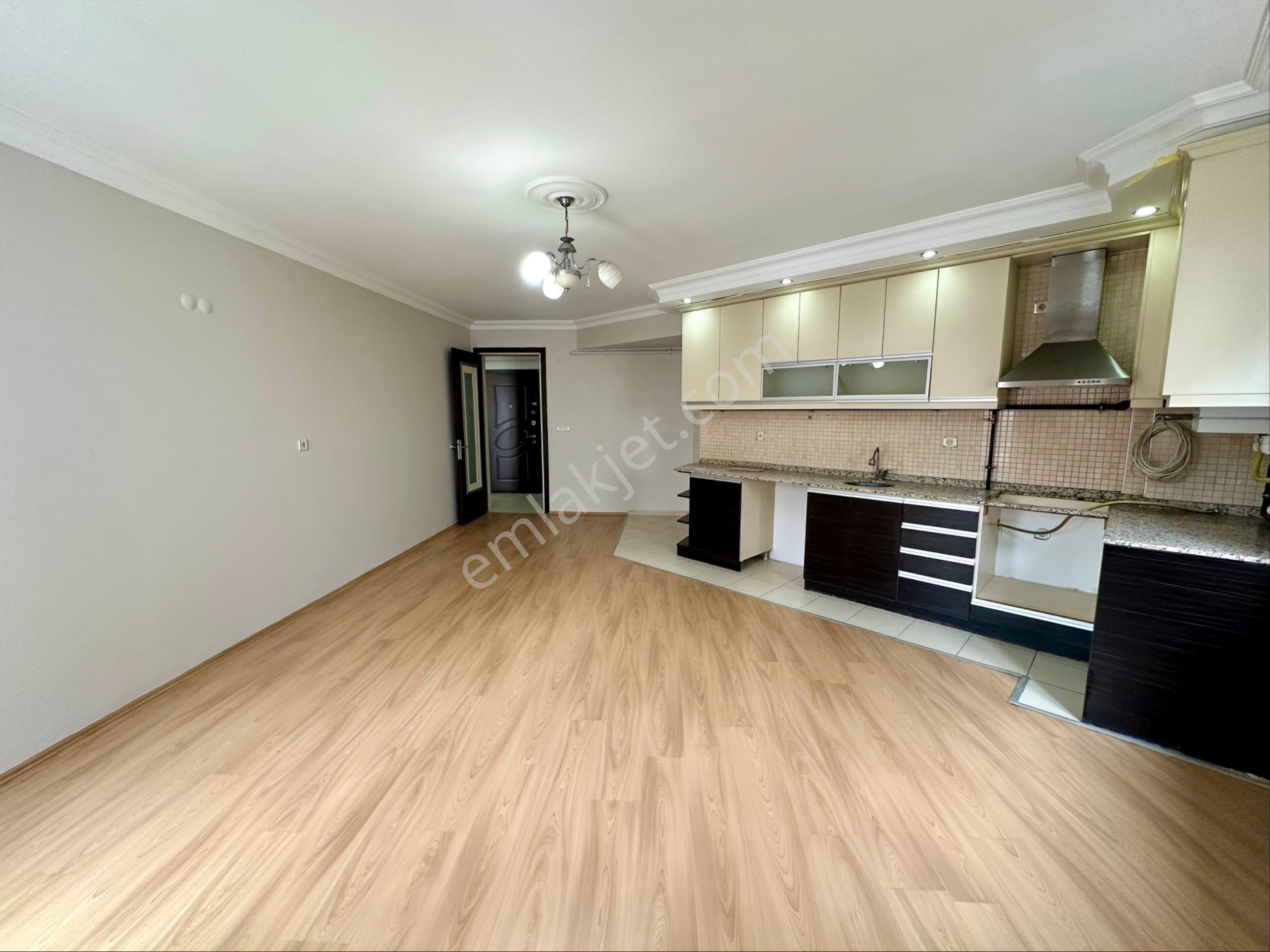 Akkonak Parkı Mevkii Asansörlü Arakat 130 M2 2+1 Satılık Daire - Görsel 4