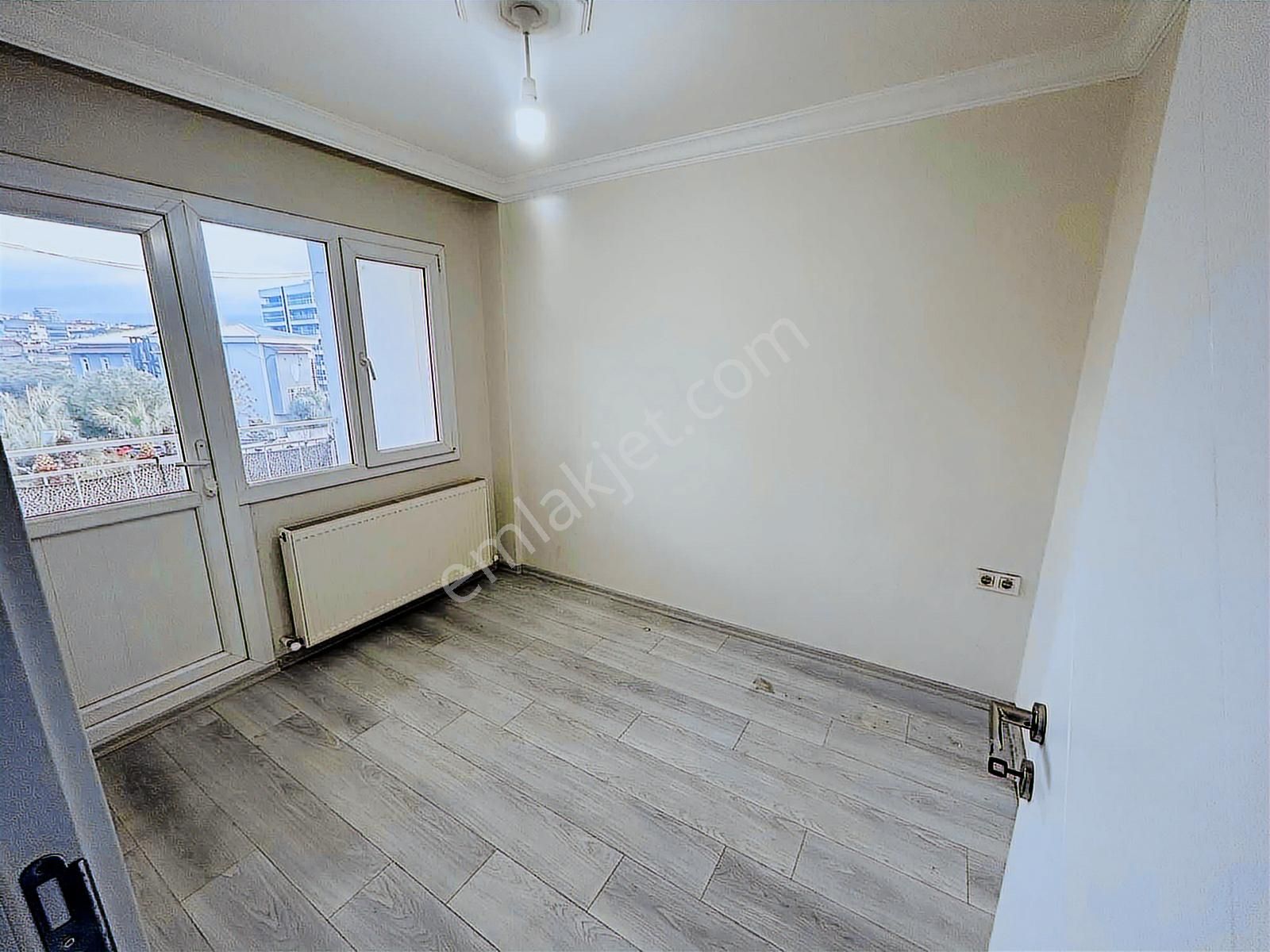 Bayraklı Tepekulede Site İçi Asansörlü 3+1 Tadilatlı Kiralık - Görsel 5