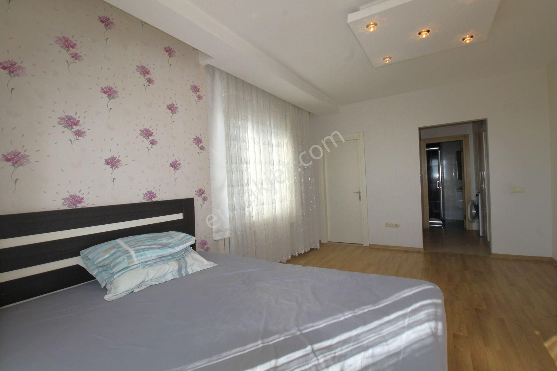 Retro’dan 50.yıl Mah’de Her Cephesinden Deniz Manzarası Olan Geniş 4+1 - Görsel 29