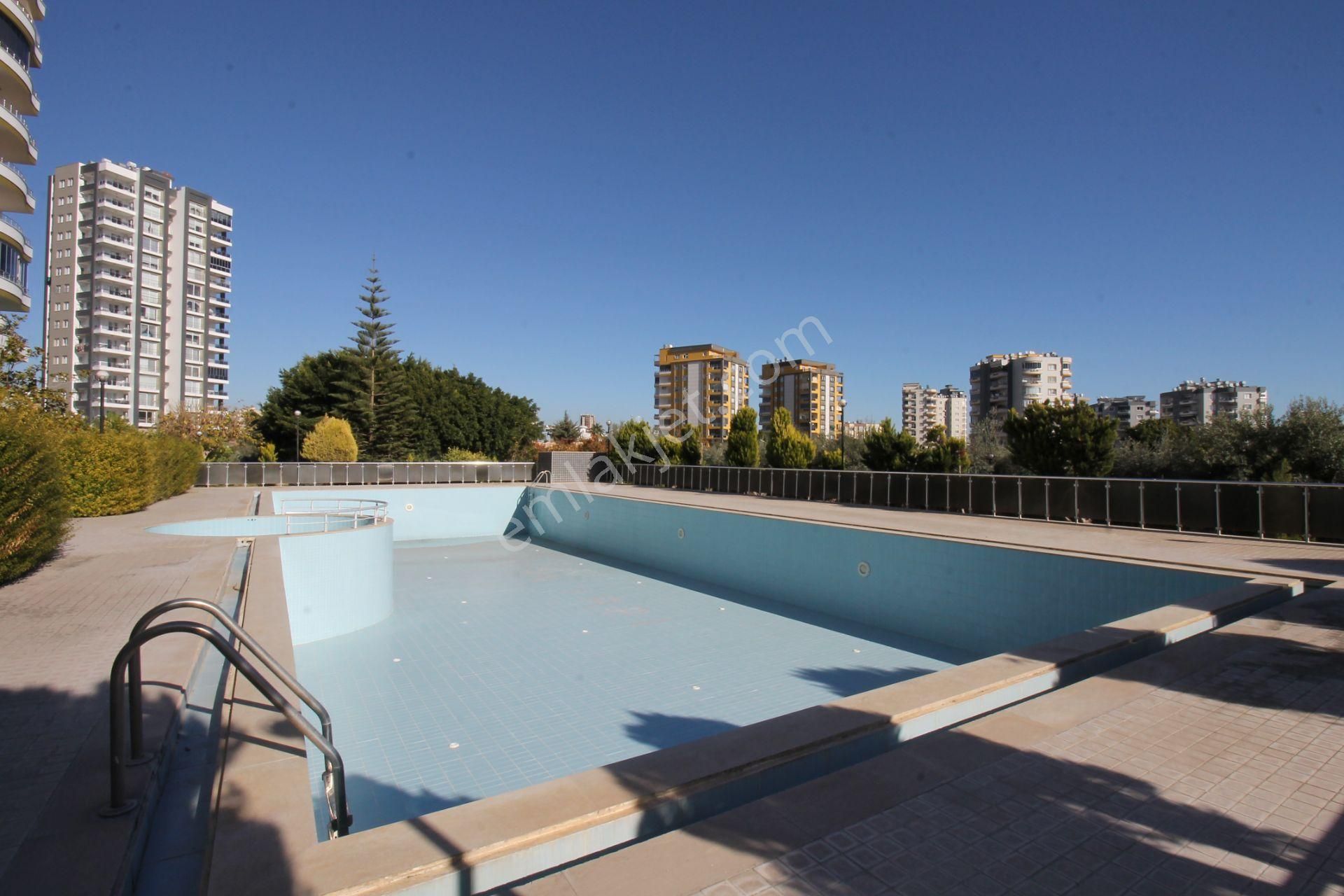 Retro’dan 50.yıl Mah’de Her Cephesinden Deniz Manzarası Olan Geniş 4+1 - Görsel 9