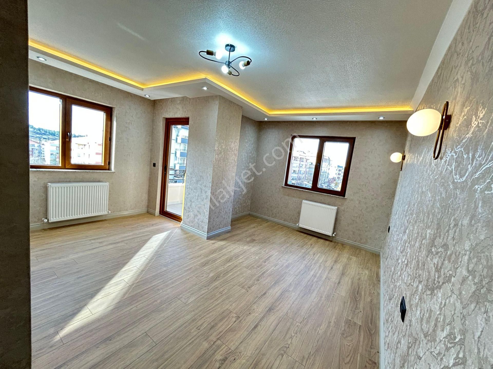 Taner'den Cevizlidere Cad'de 3+1+kiler Asansörlü Lüks Köşe Daire - Görsel 34