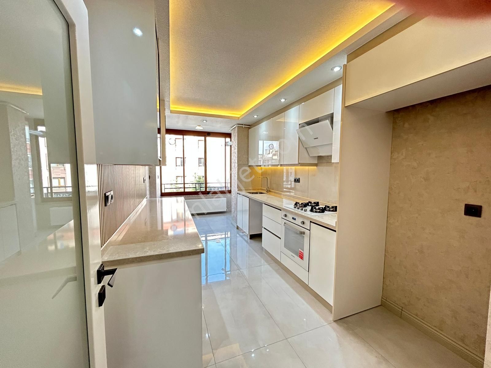 Taner'den Cevizlidere Cad'de 3+1+kiler Asansörlü Lüks Köşe Daire - Görsel 17