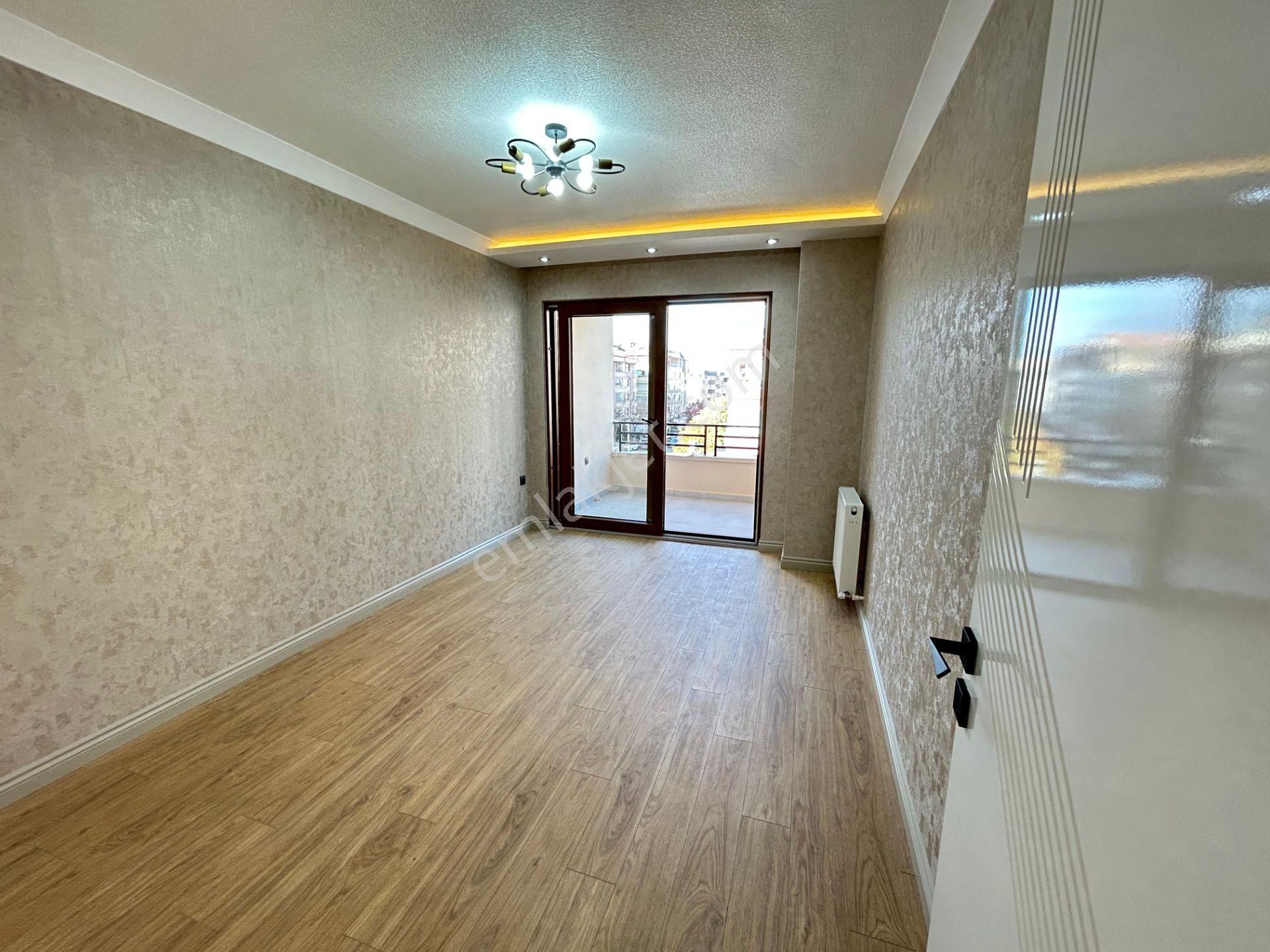 Taner'den Cevizlidere Cad'de 3+1+kiler Asansörlü Lüks Köşe Daire - Görsel 11