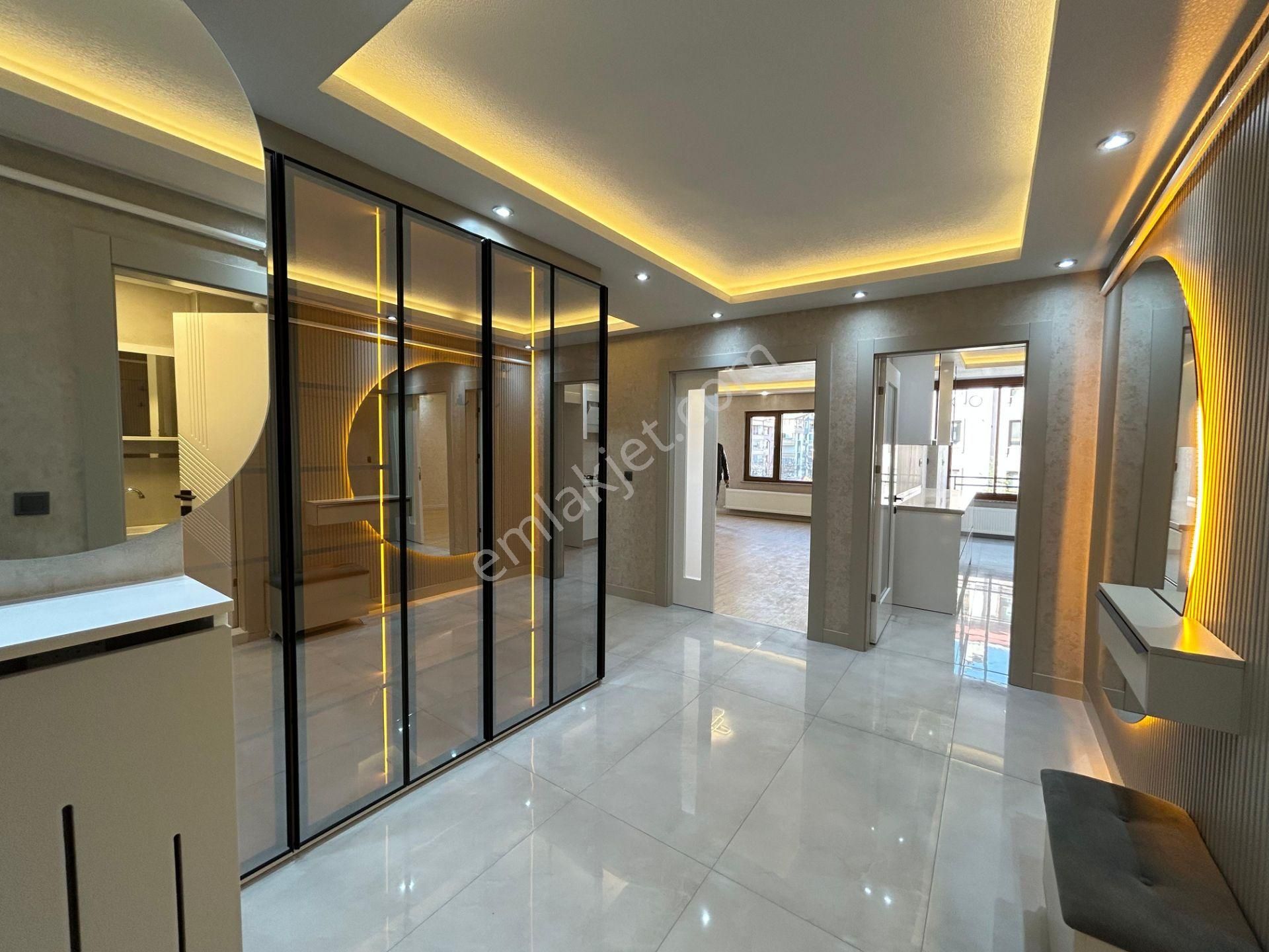 Taner'den Cevizlidere Cad'de 3+1+kiler Asansörlü Lüks Köşe Daire - Görsel 13