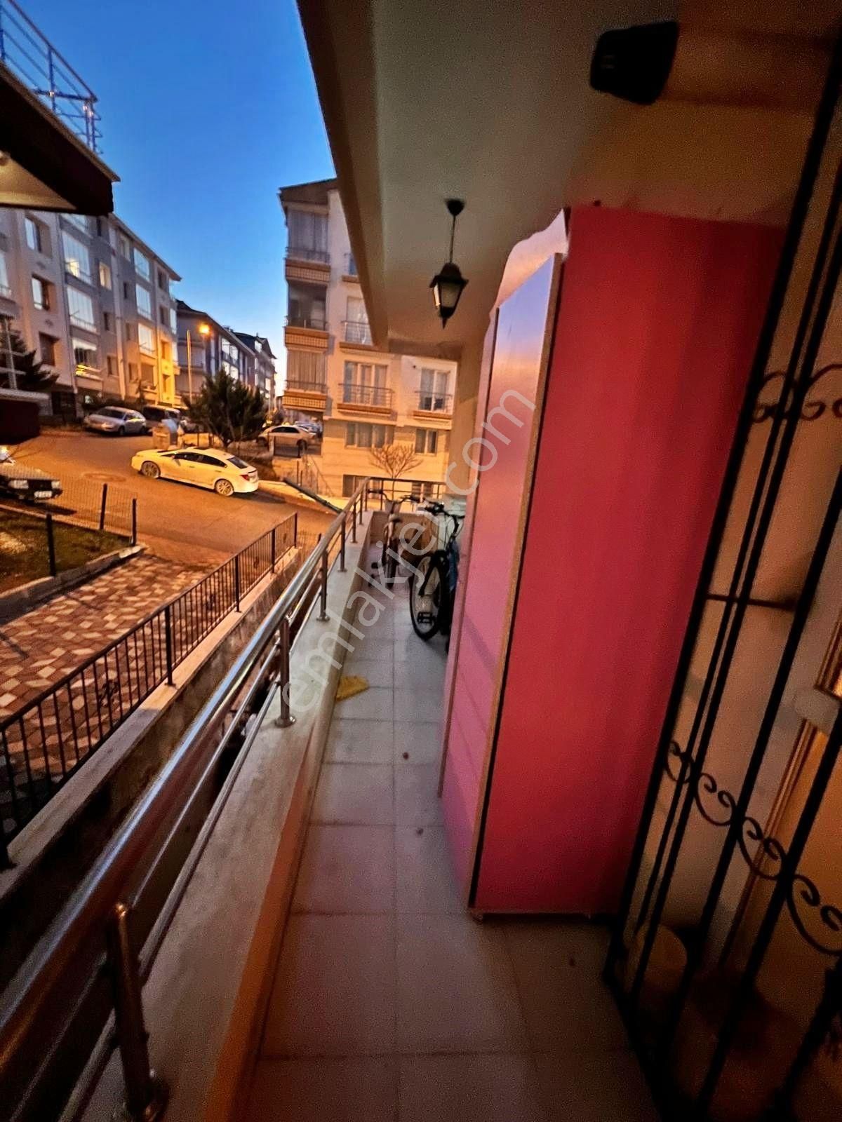 Atapark Mahallesi'nde Full Yapılı Katta 3+1 Daire - Görsel 27