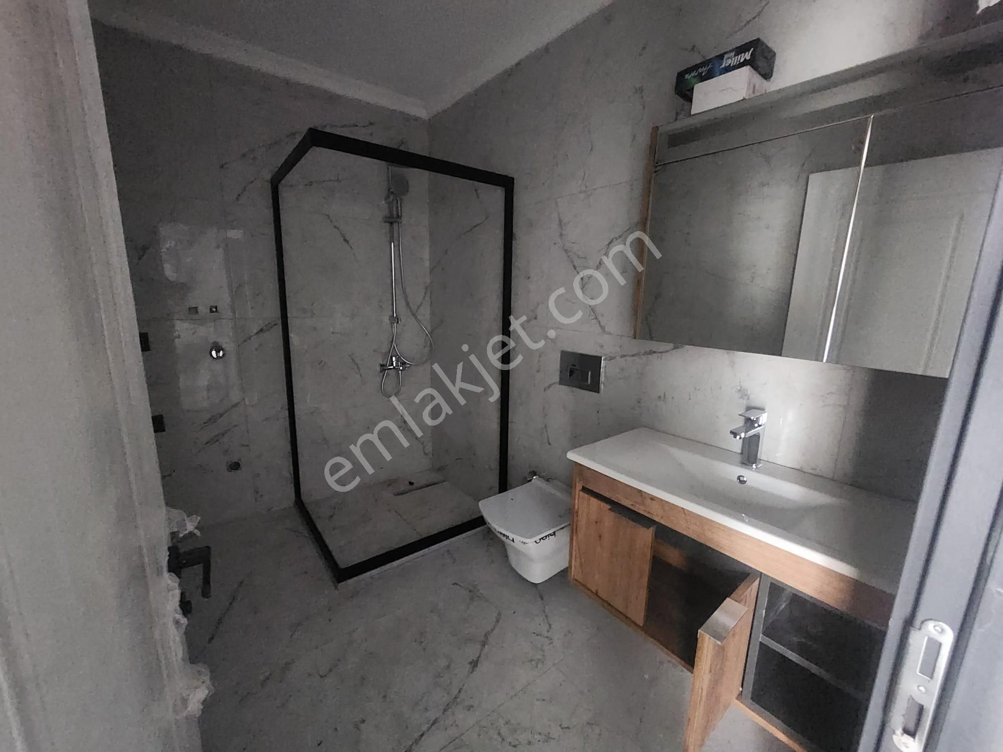 Cumhuriyet Mahallesi’nde | Asansörlü | Kapalı Otoparklı | Sıfır Lüks 2+1 Daire - Görsel 9