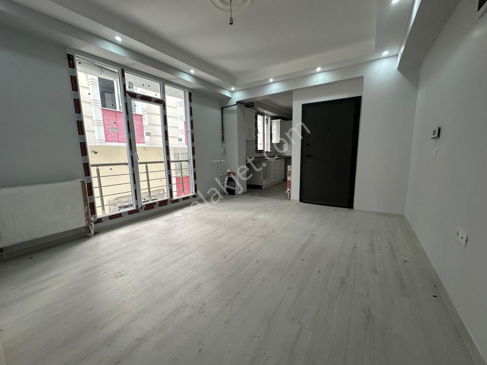 Kanarya Mah.marmaraya Çok Yakın Asansörlü Kapalı Otoparklı Sıfır - Görsel 5