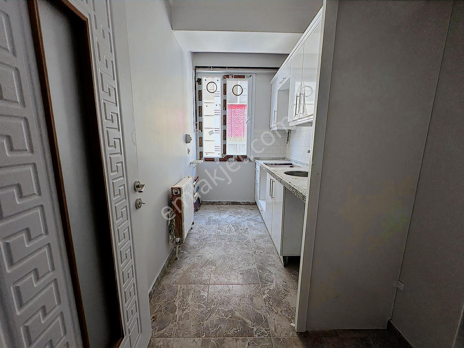 Sıfır Daire Kapalı Otoparklı Asansörlü.2.kat.2+1 Marmaray Yanı - Görsel 18