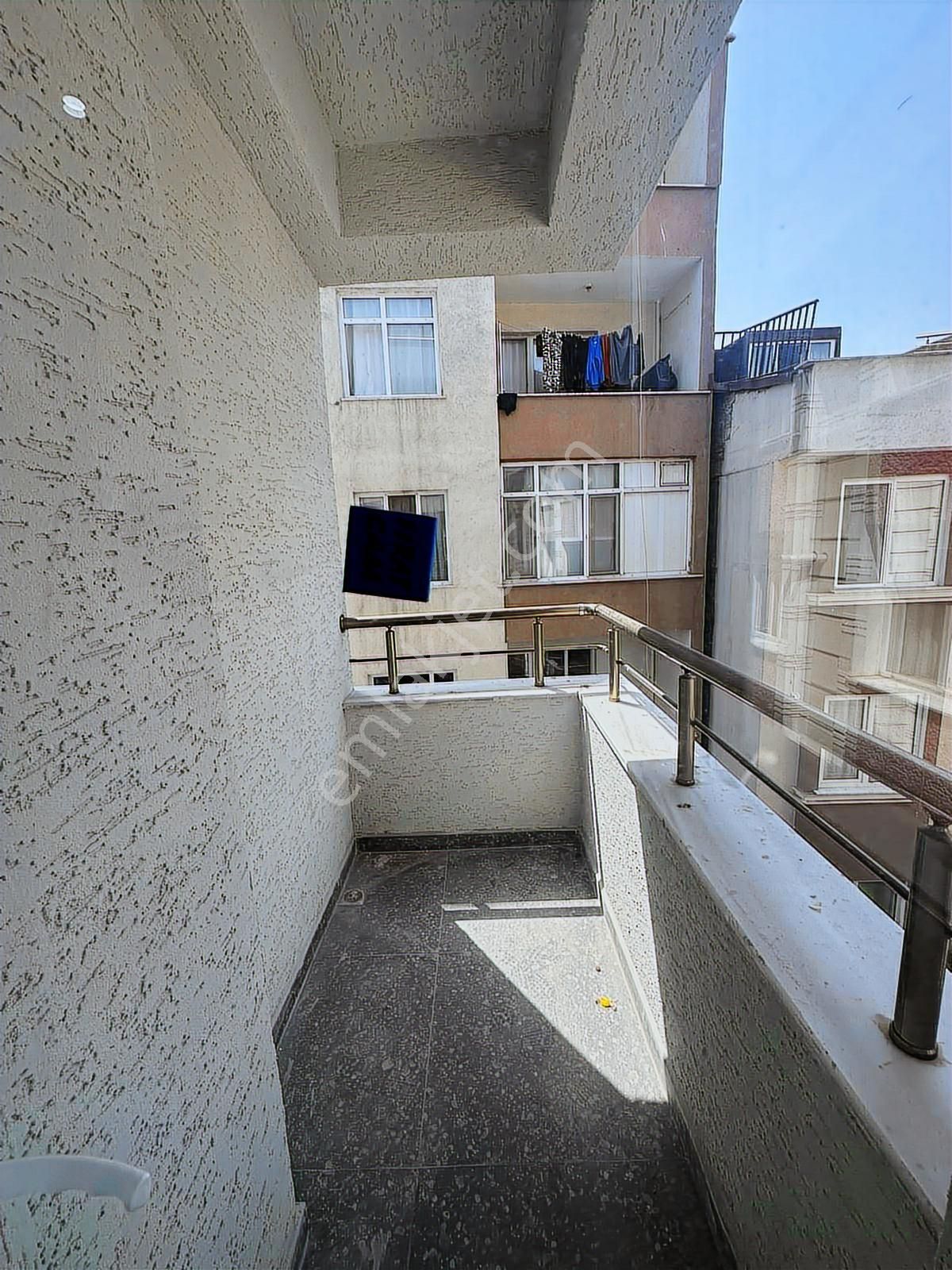 Sıfır Daire Kapalı Otoparklı Asansörlü.2.kat.2+1 Marmaray Yanı - Görsel 23