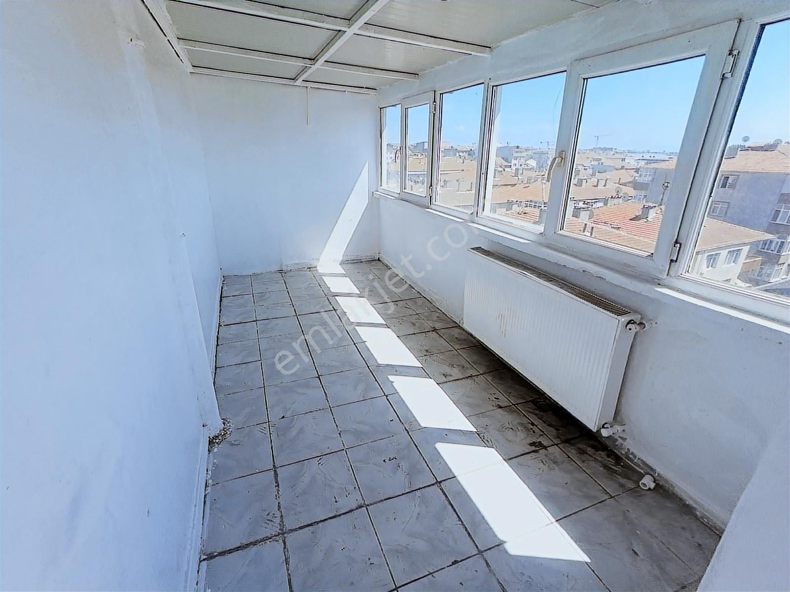 Fevziçakmak Mah.4+1.180 M2 Çift Tersalı Daire Şehir Manzaralı - Görsel 9