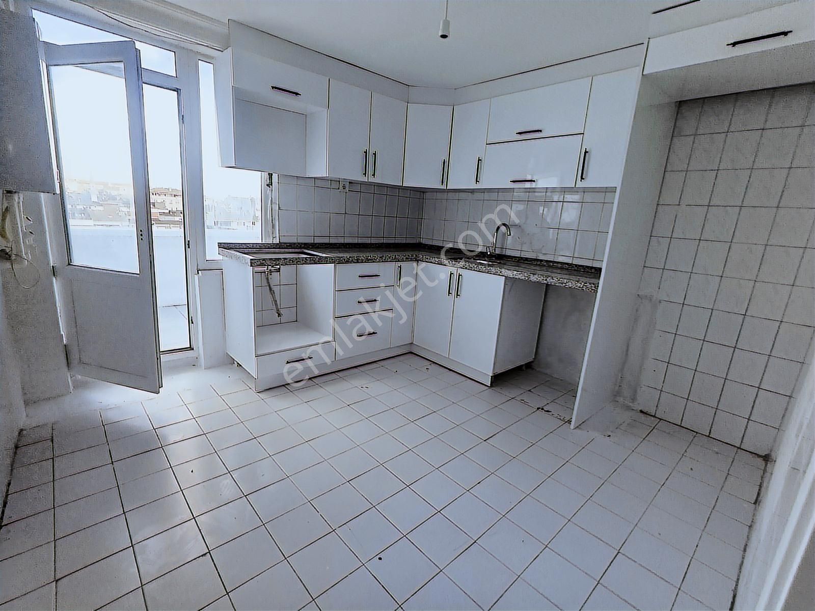 Fevziçakmak Mah.4+1.180 M2 Çift Tersalı Daire Şehir Manzaralı - Görsel 3