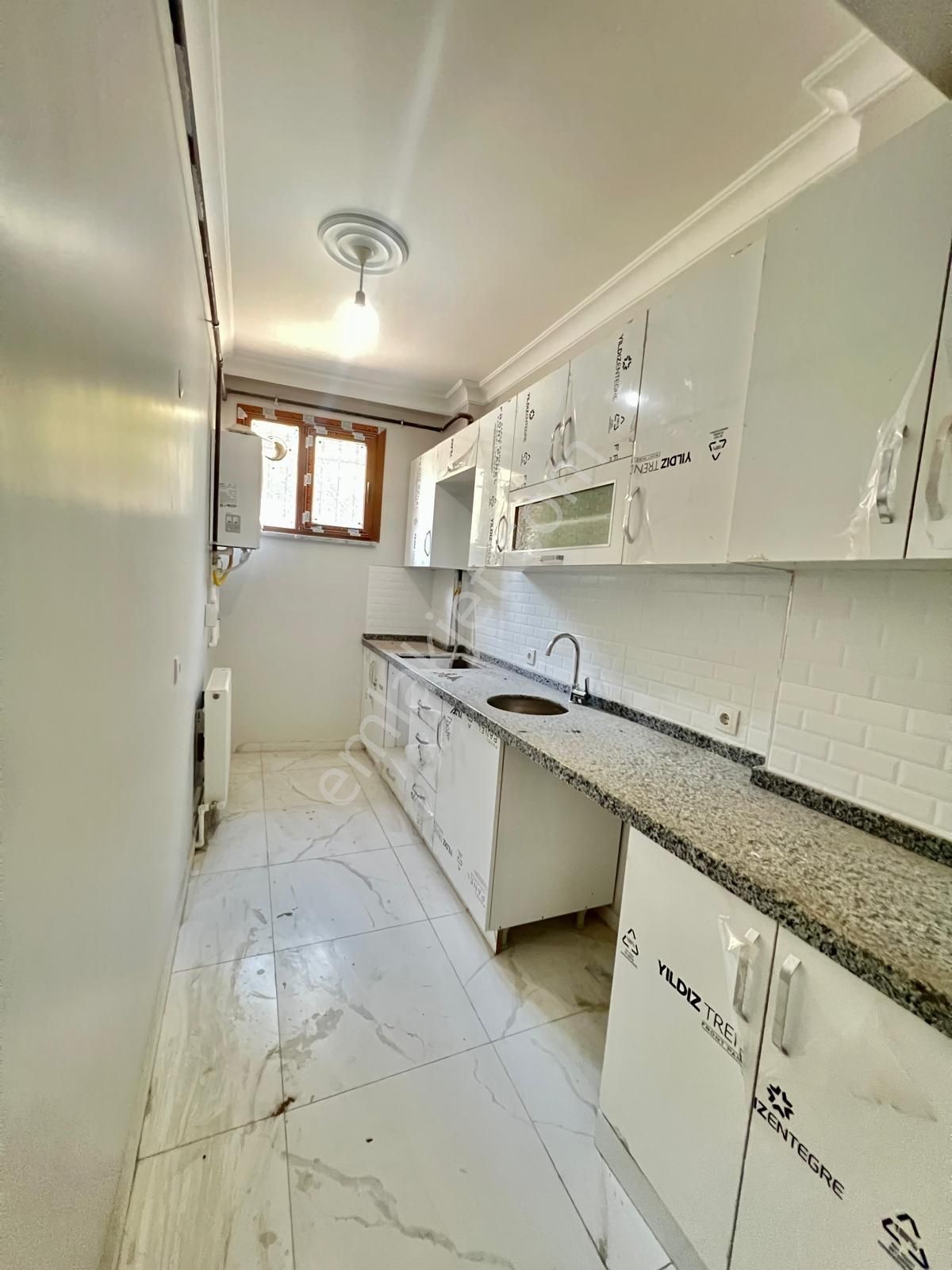 Esra Emlak'tan Fevziçakmak'ta Satılık Sıfır 2+1 80m2 Bahçekatı. - Görsel 13