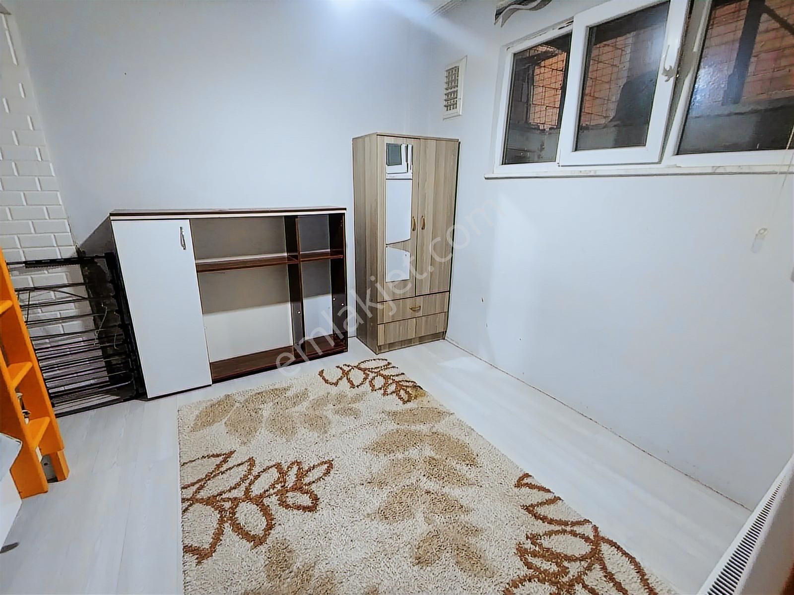 Eşyalı Kiralık Bay Bayan Bekara Uygun Temiz Daire 1+1.60 M2 - Görsel 12