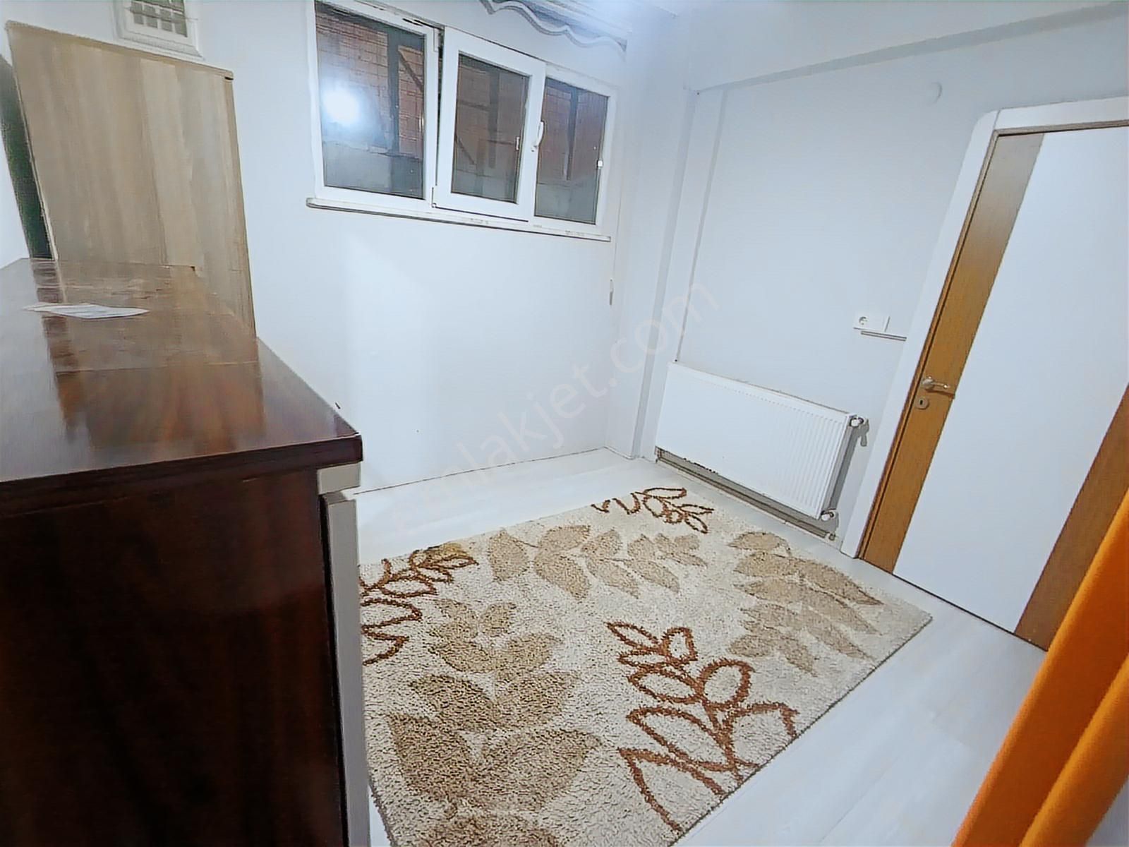 Eşyalı Kiralık Bay Bayan Bekara Uygun Temiz Daire 1+1.60 M2 - Görsel 10