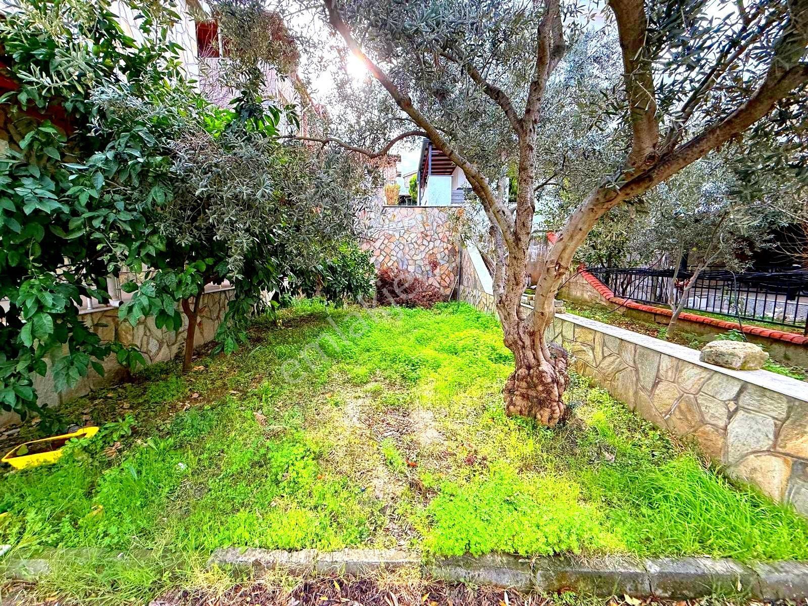 Davutlar Bahçeli Triplex Villa - Görsel 2